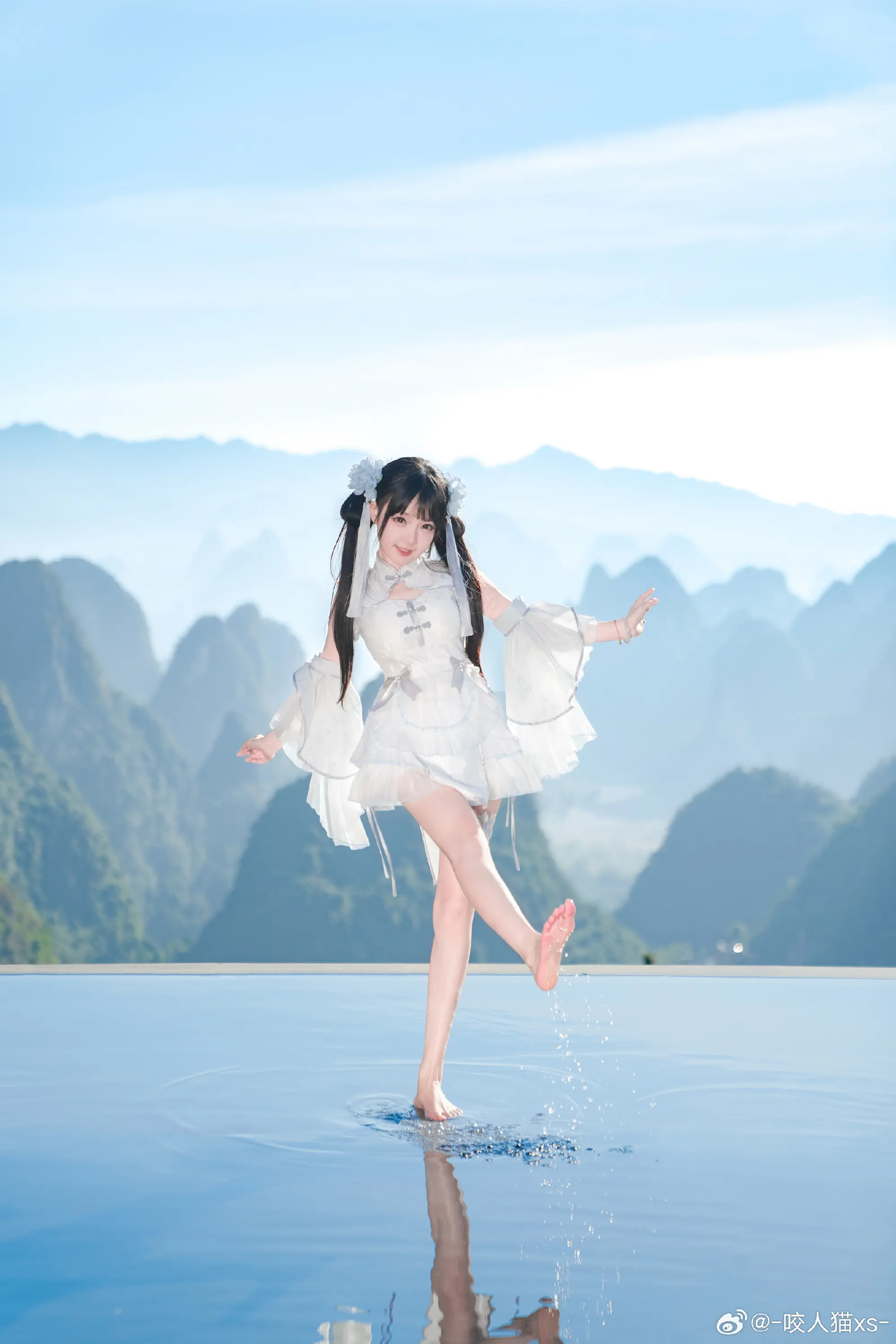 动漫Coser@-咬人猫xs- 汉服-公众号小姨ai