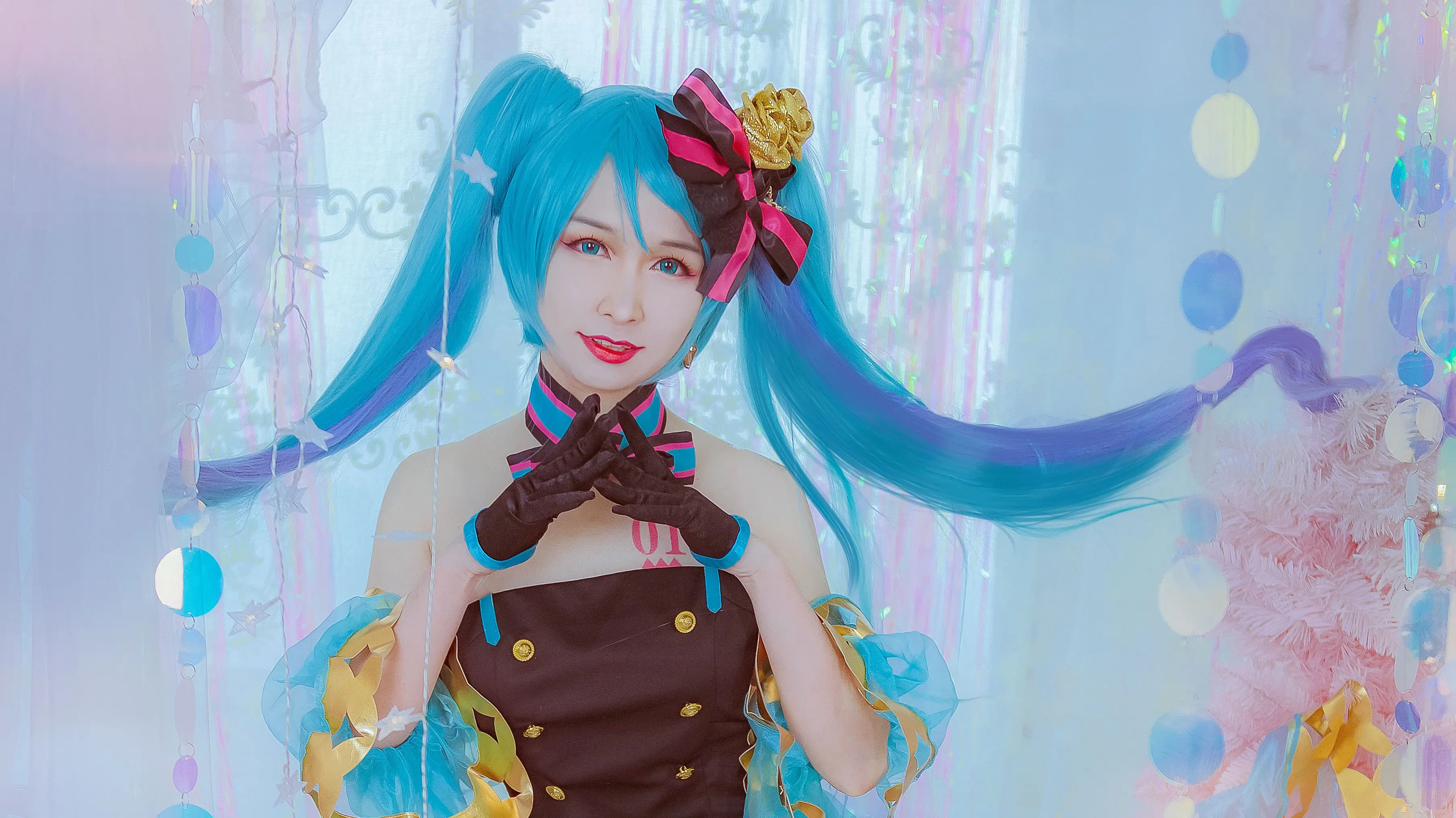 初音未来cosplay 世界第一的公主殿下最可爱了！-公众号小姨ai