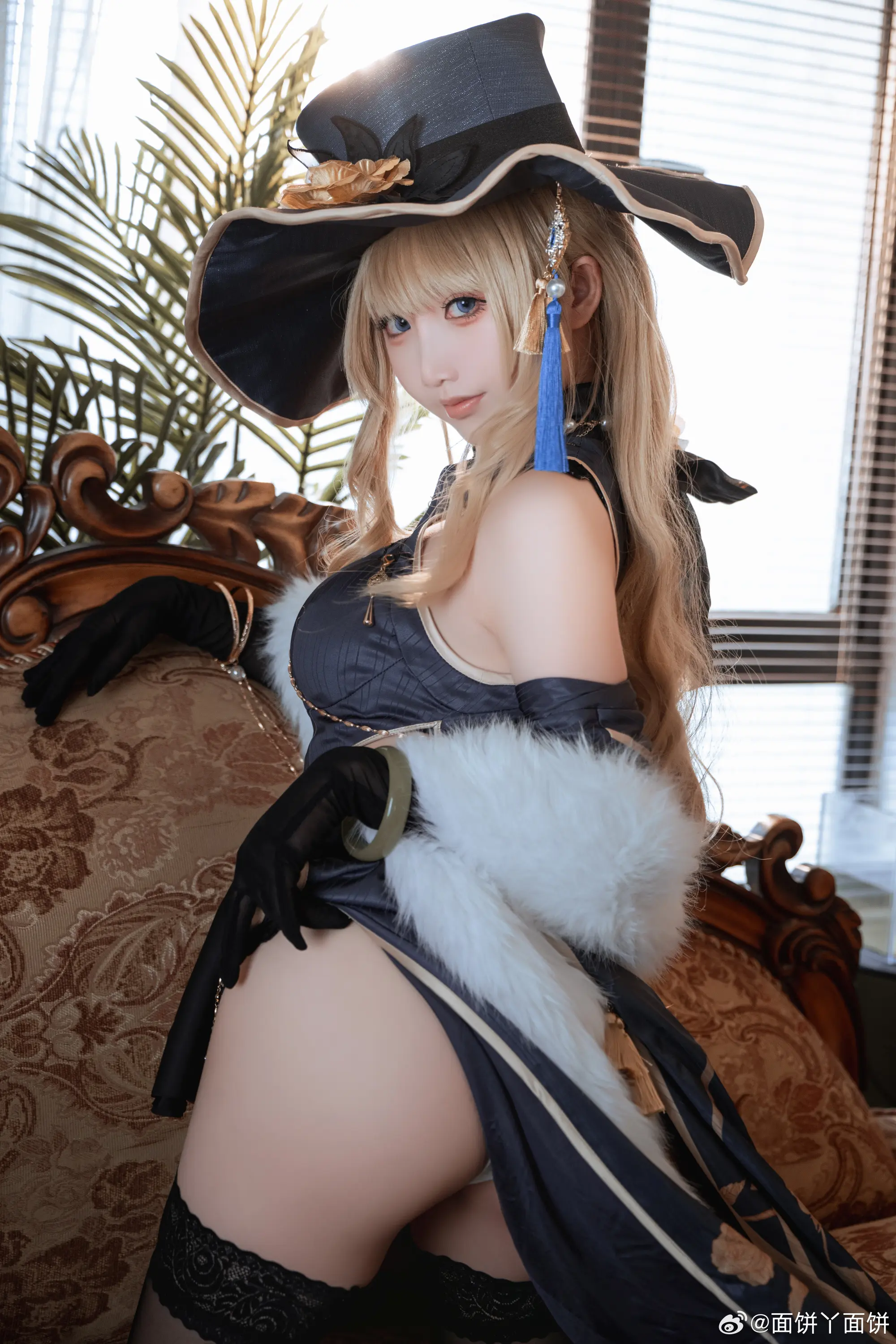 cosplay 情人节不快乐！原神 娜维娅旗袍也能毙@面饼丫面饼-公众号小姨ai