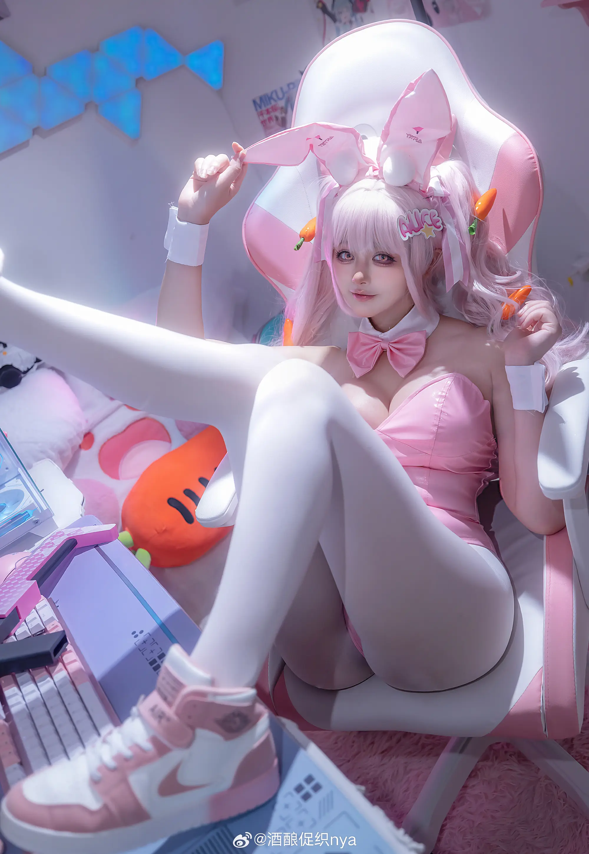 动漫Coser@酒酿促织nya 爱丽丝-公众号小姨ai