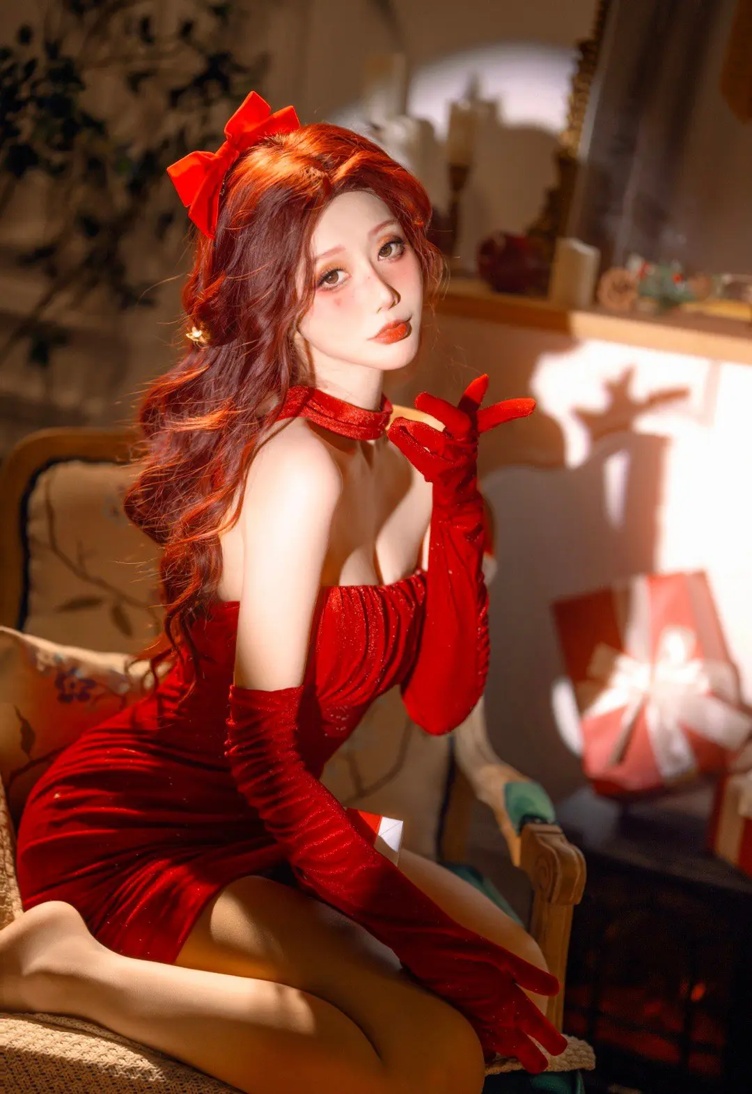 动漫Coser@如月灰 圣诞写真-公众号小姨ai