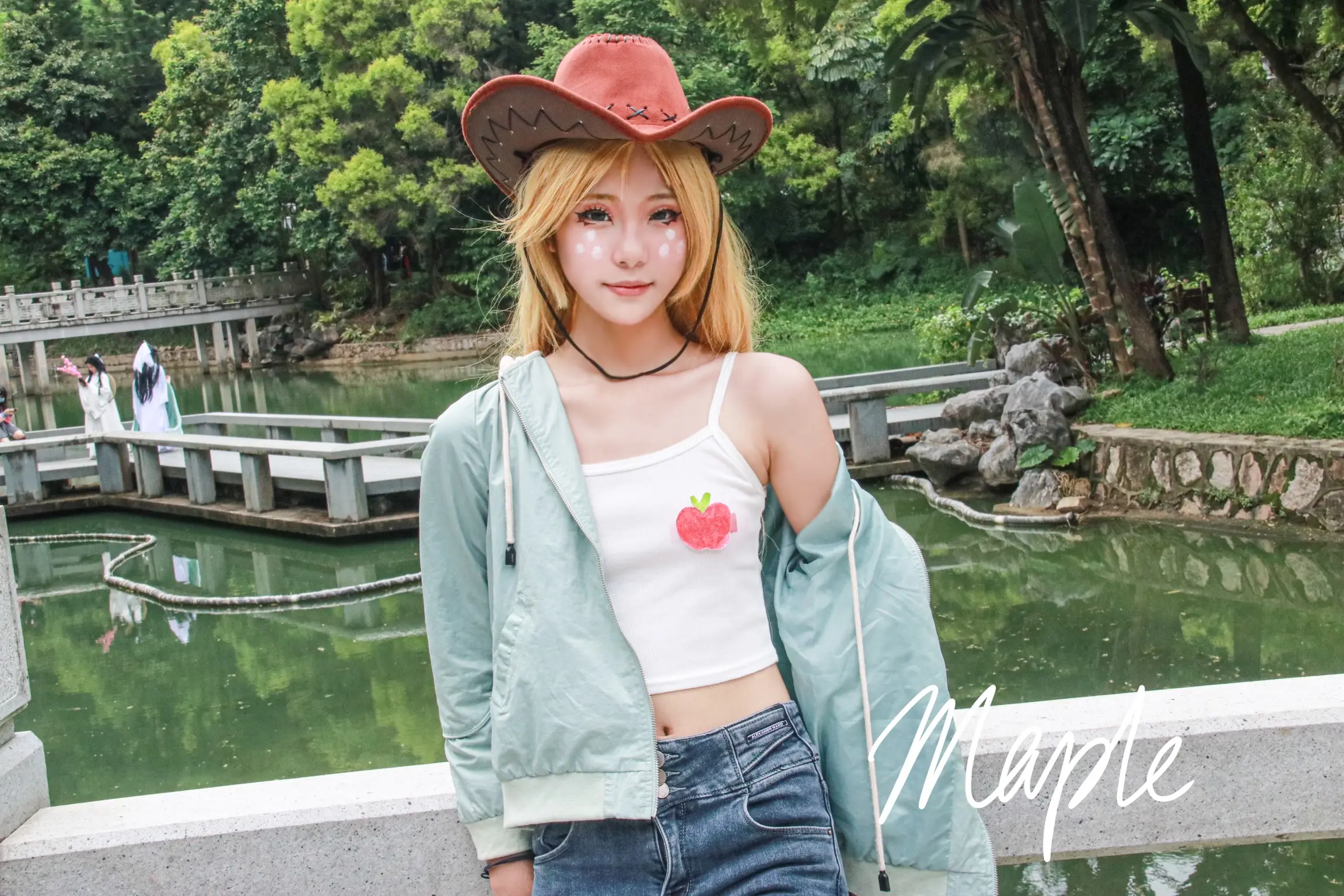 【Cos场照】苹果嘉儿Cosplay-公众号小姨ai