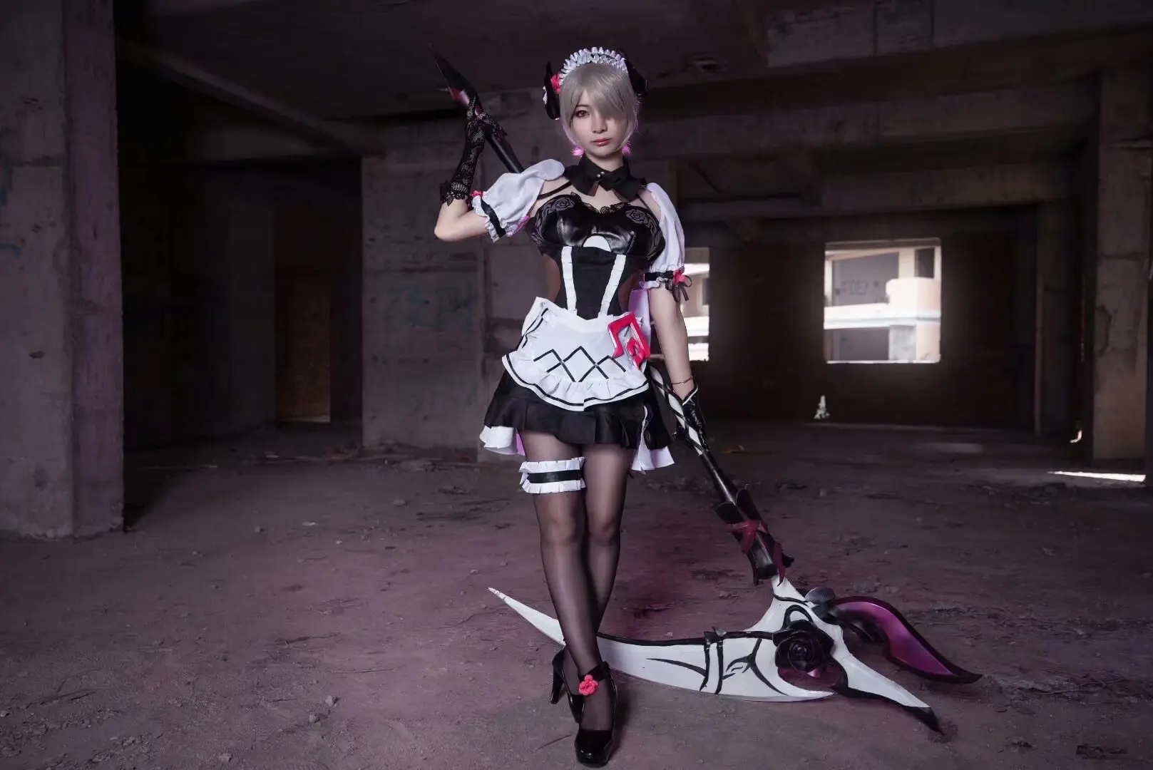 【崩坏3】丽塔•洛丝薇瑟 黯蔷薇cosplay-公众号小姨ai