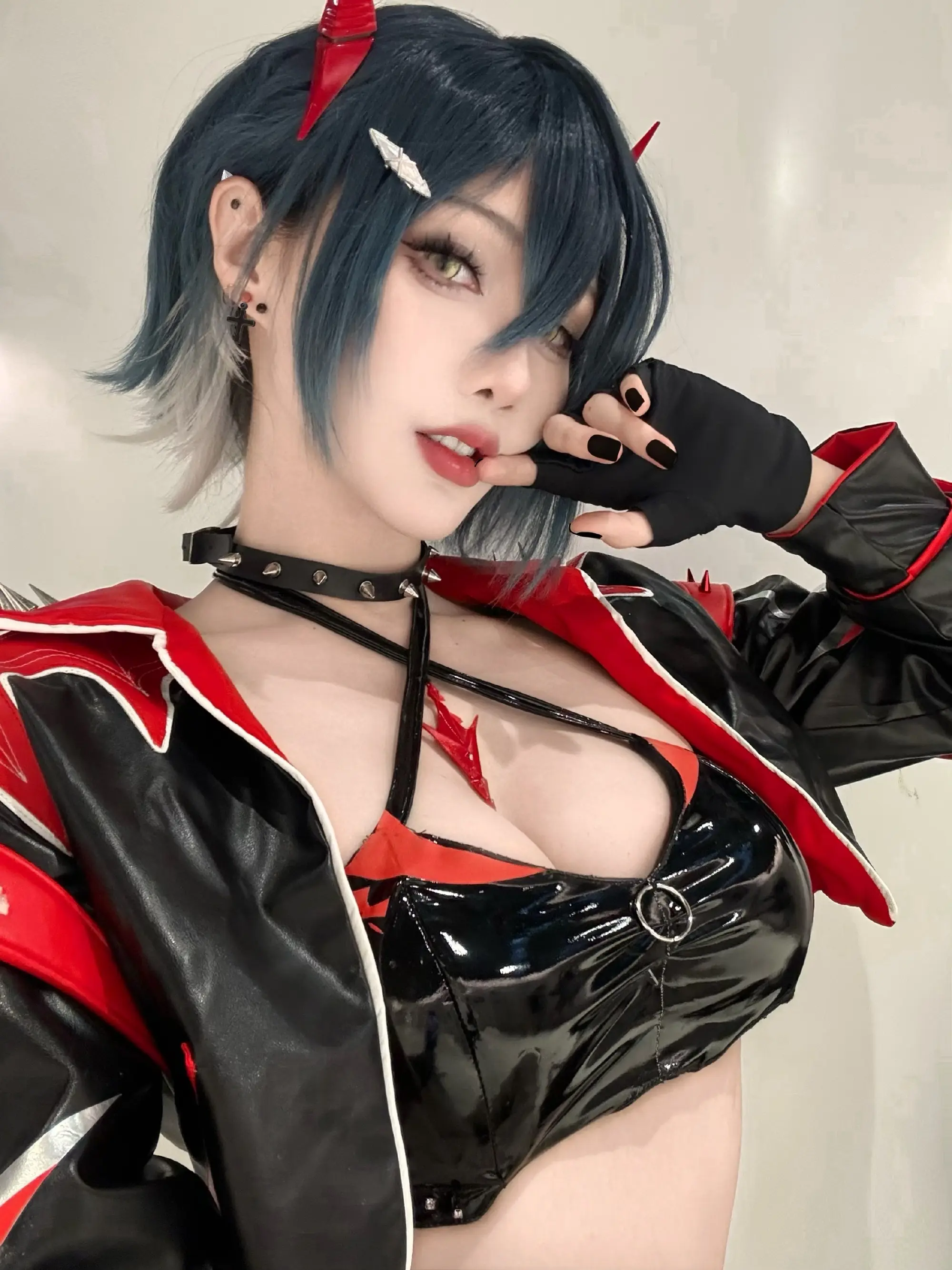 《碧蓝航线》胡滕 赛车cosplay-公众号小姨ai