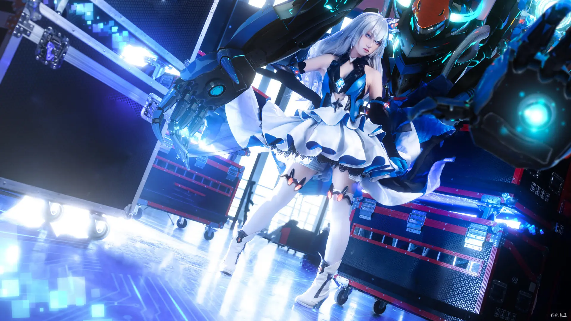 《崩坏3》 理之律者cosplay-公众号小姨ai