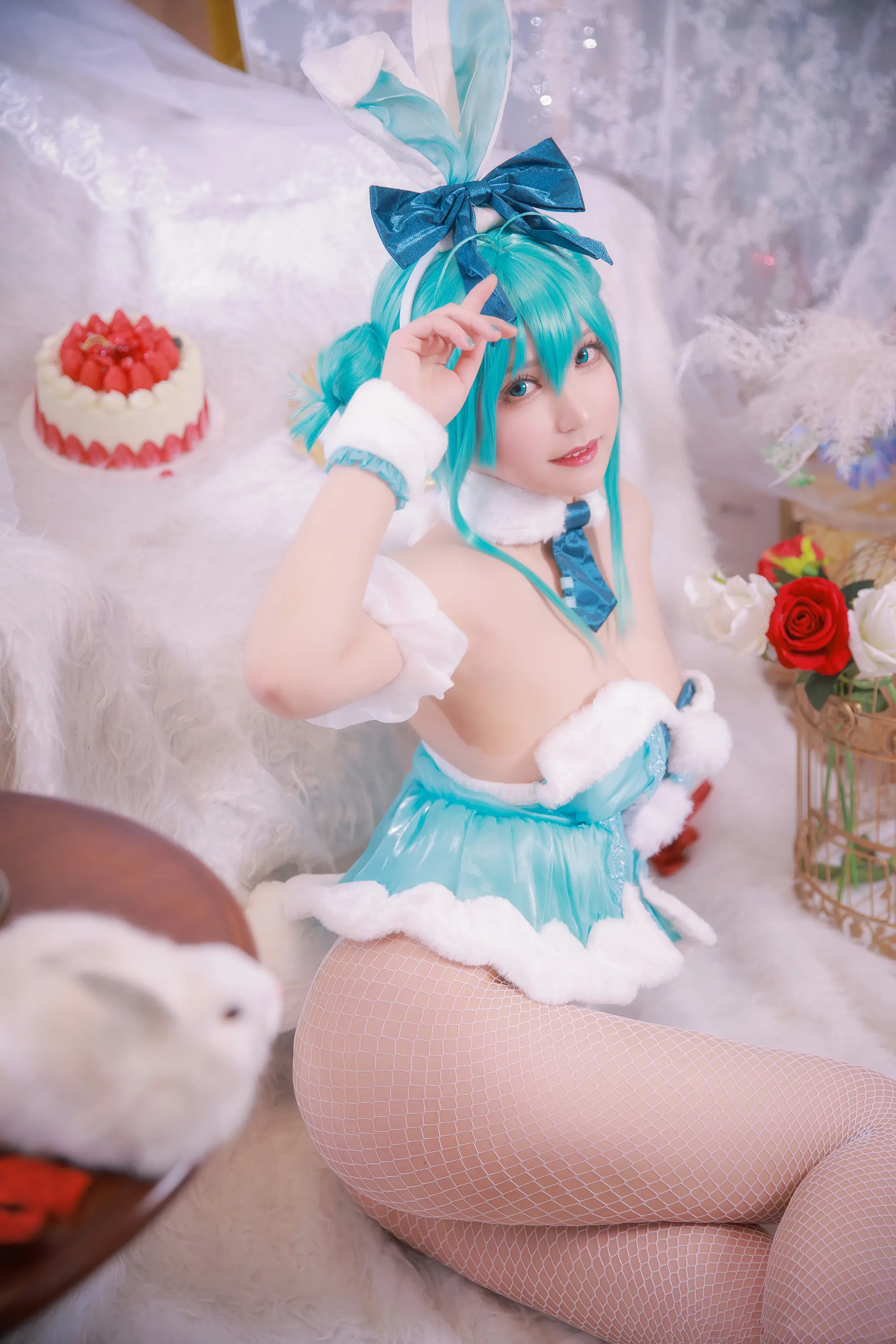 初音未来 白兔女郎 cosplay-公众号小姨ai
