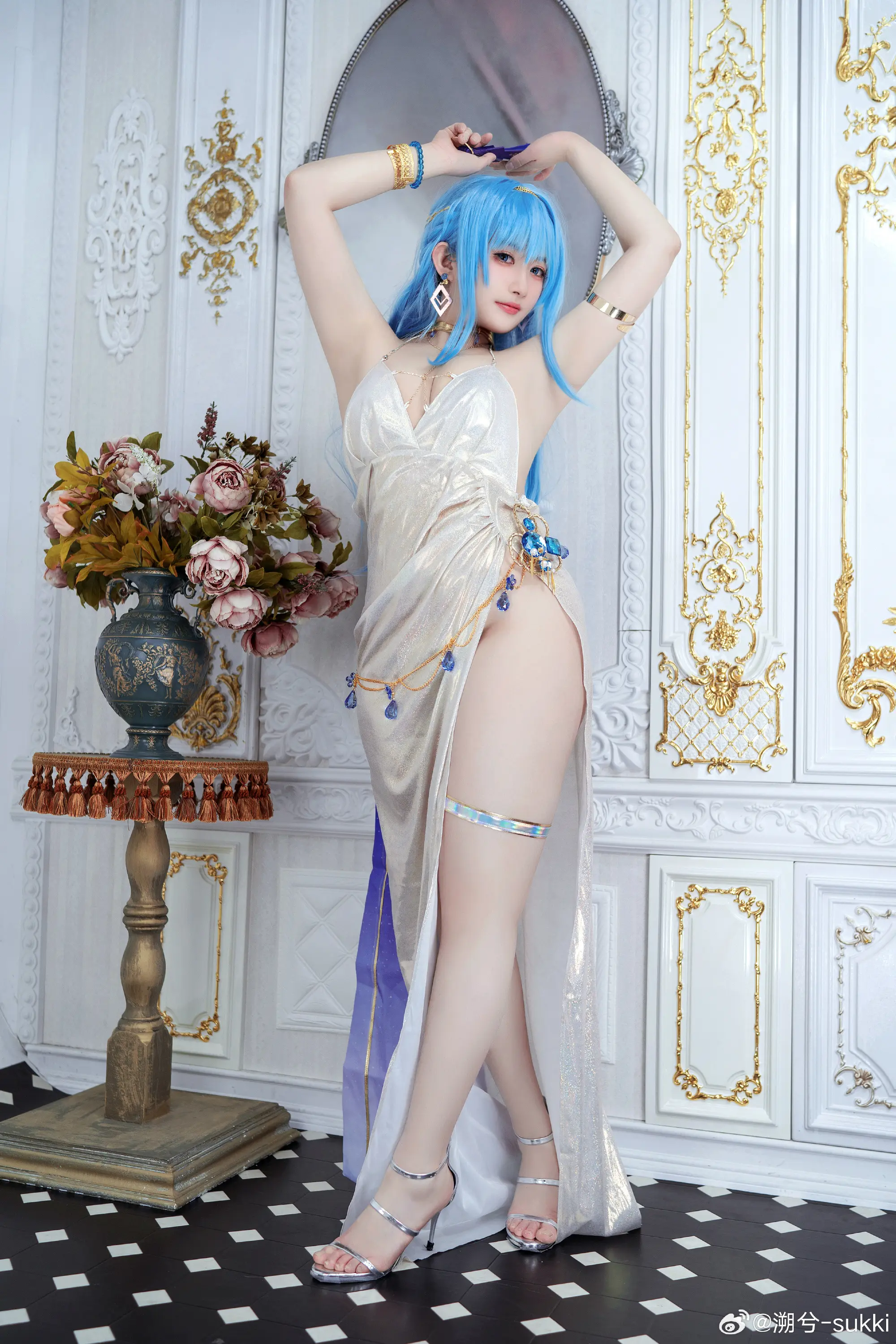 动漫Coser@溯兮-sukki NIKKE 海伦礼服-公众号小姨ai
