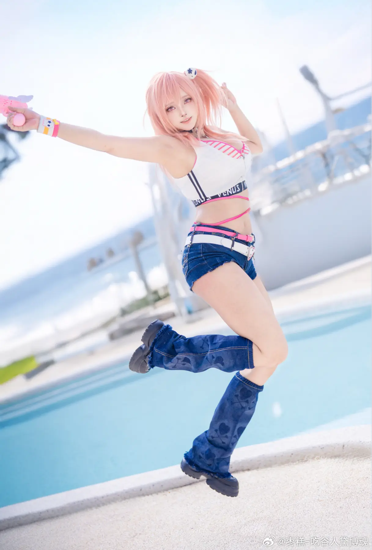 4ff7bf05ca04cc9544d26979b0bc3ef0.jpg