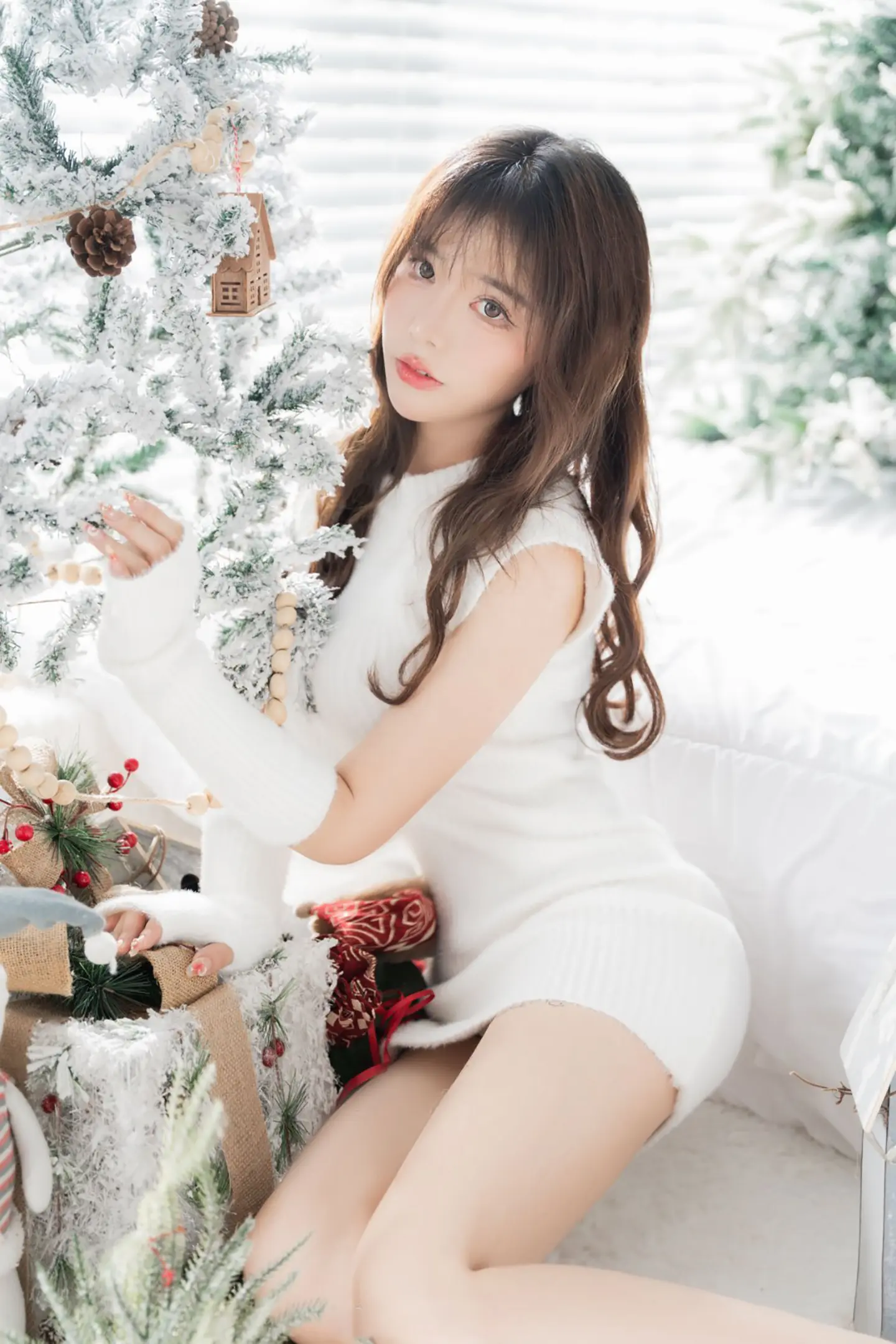 动漫Coser@敲可爱哒nico酱 圣诞美女写真-公众号小姨ai