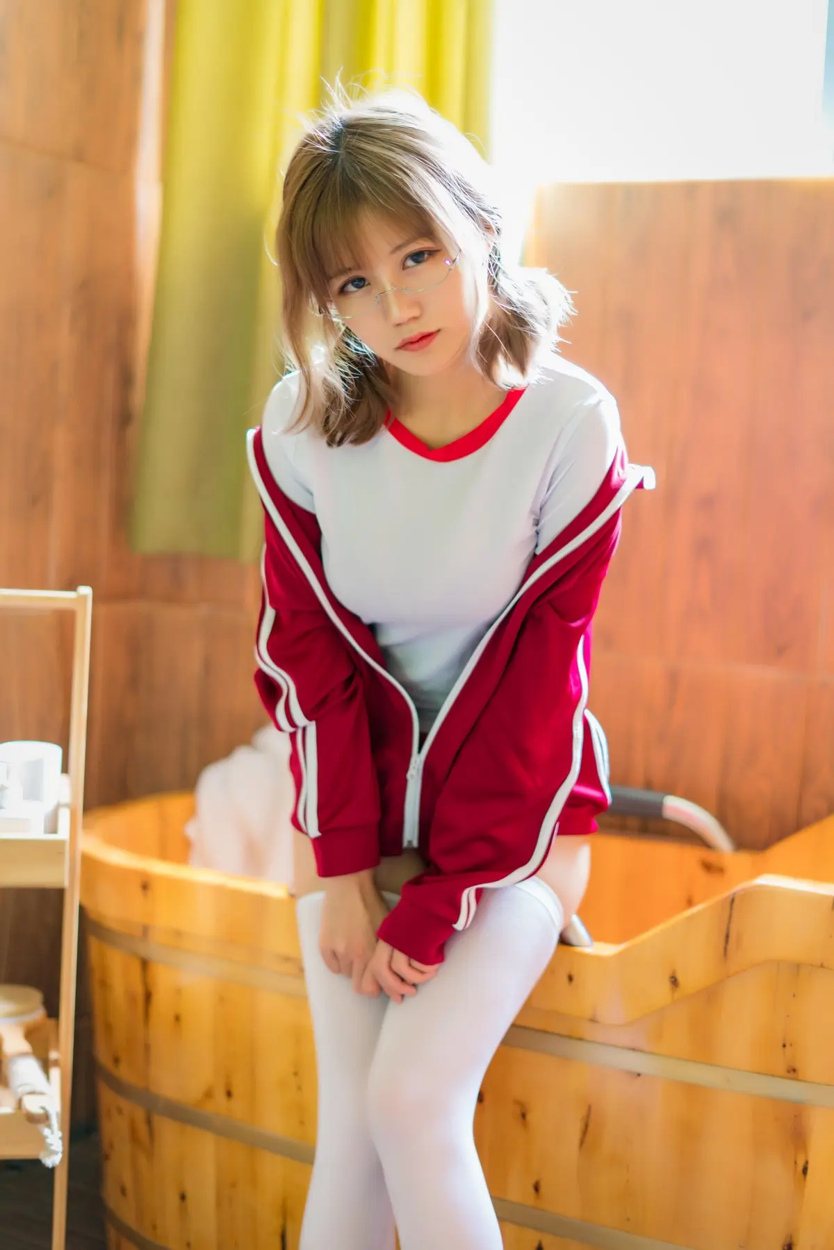 人气Coser@小仓千代 红色体操服