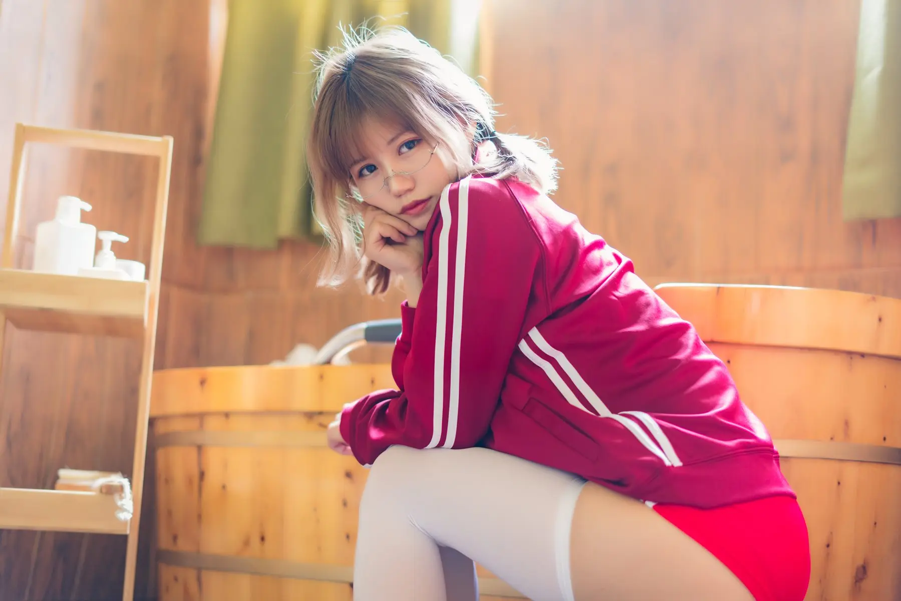人气Coser@小仓千代 红色体操服