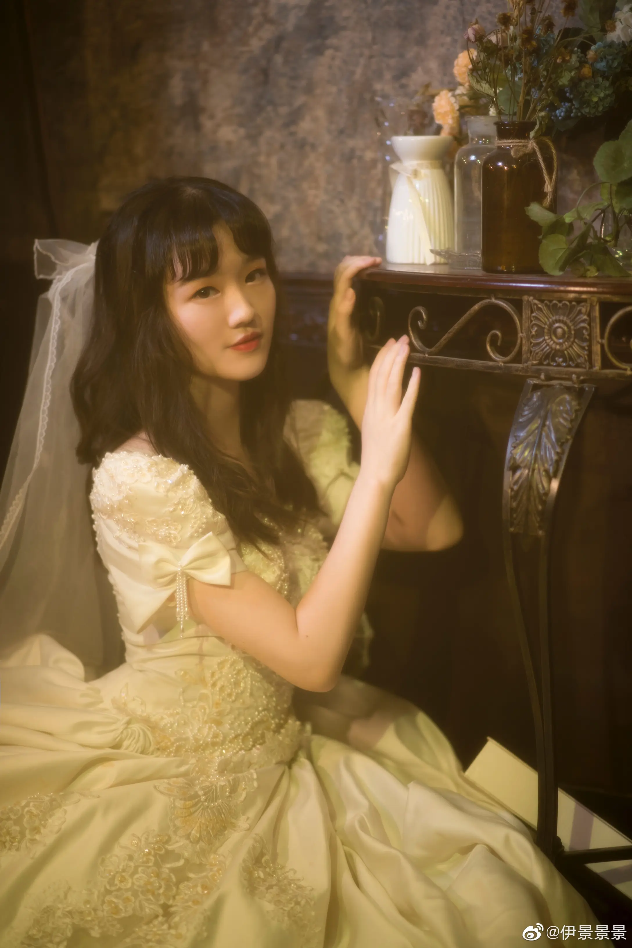 每个女孩都要穿一次婚纱-公众号小姨ai