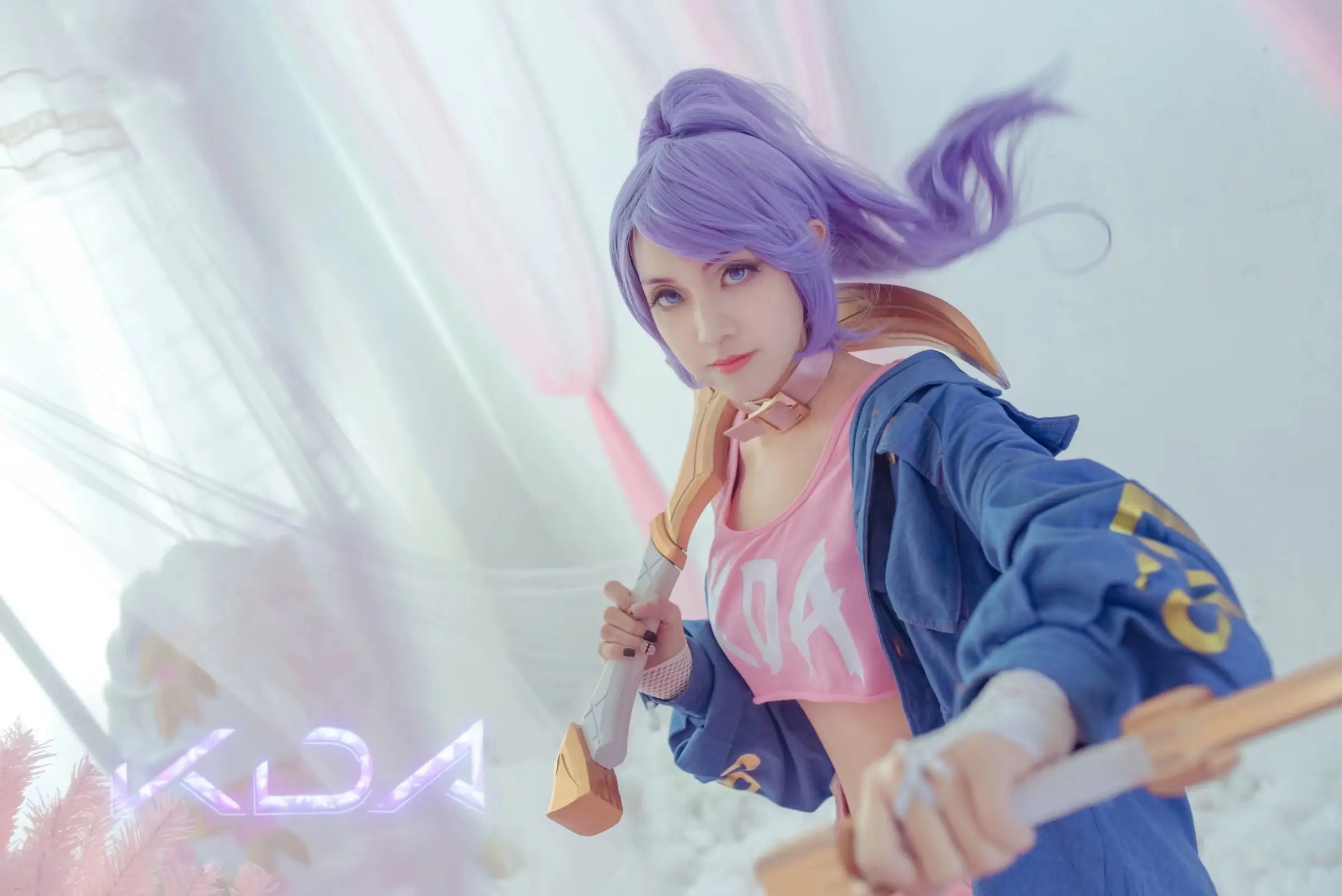英雄联盟·阿卡丽cosplay-公众号小姨ai