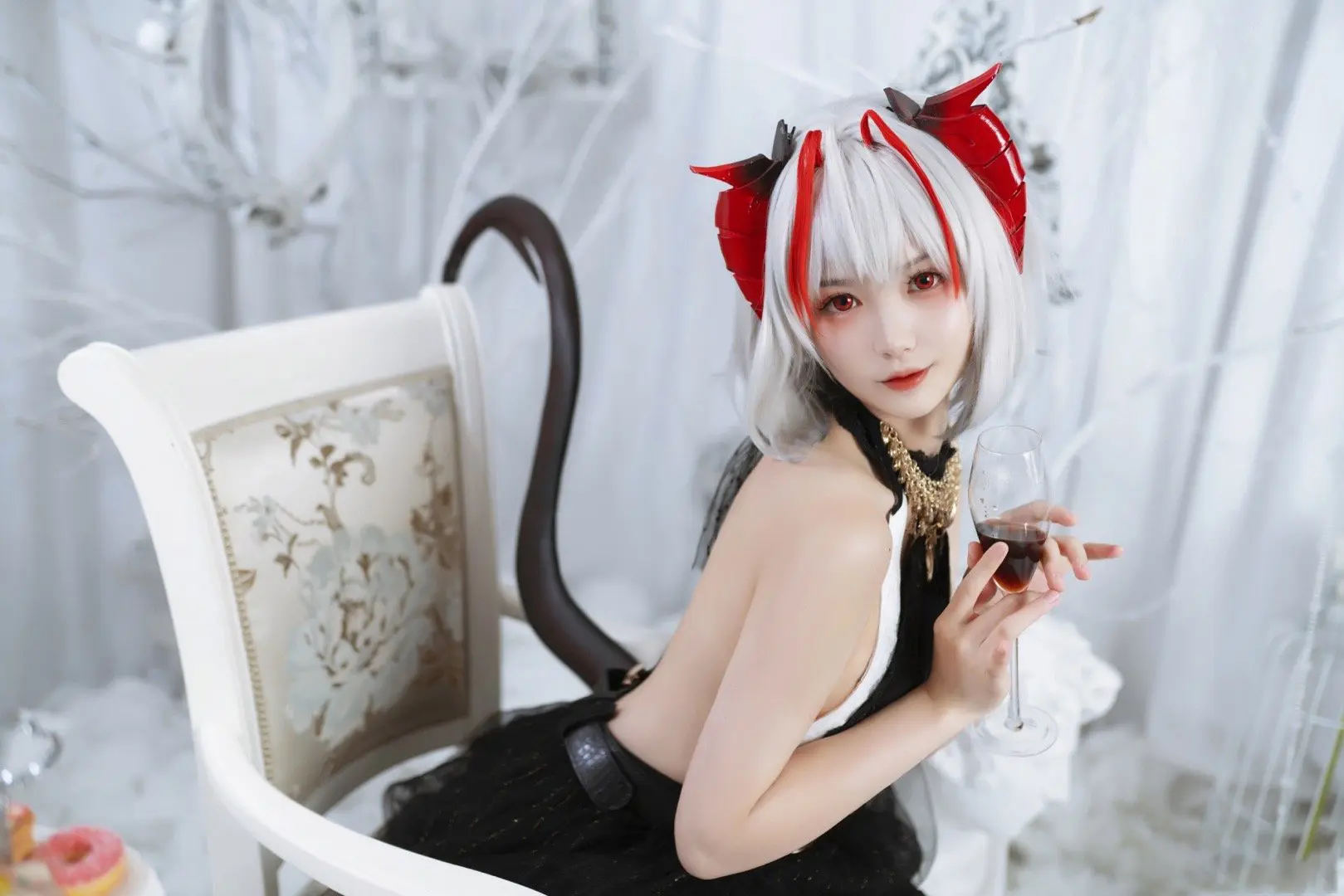 明日方舟W cosplay-公众号小姨ai
