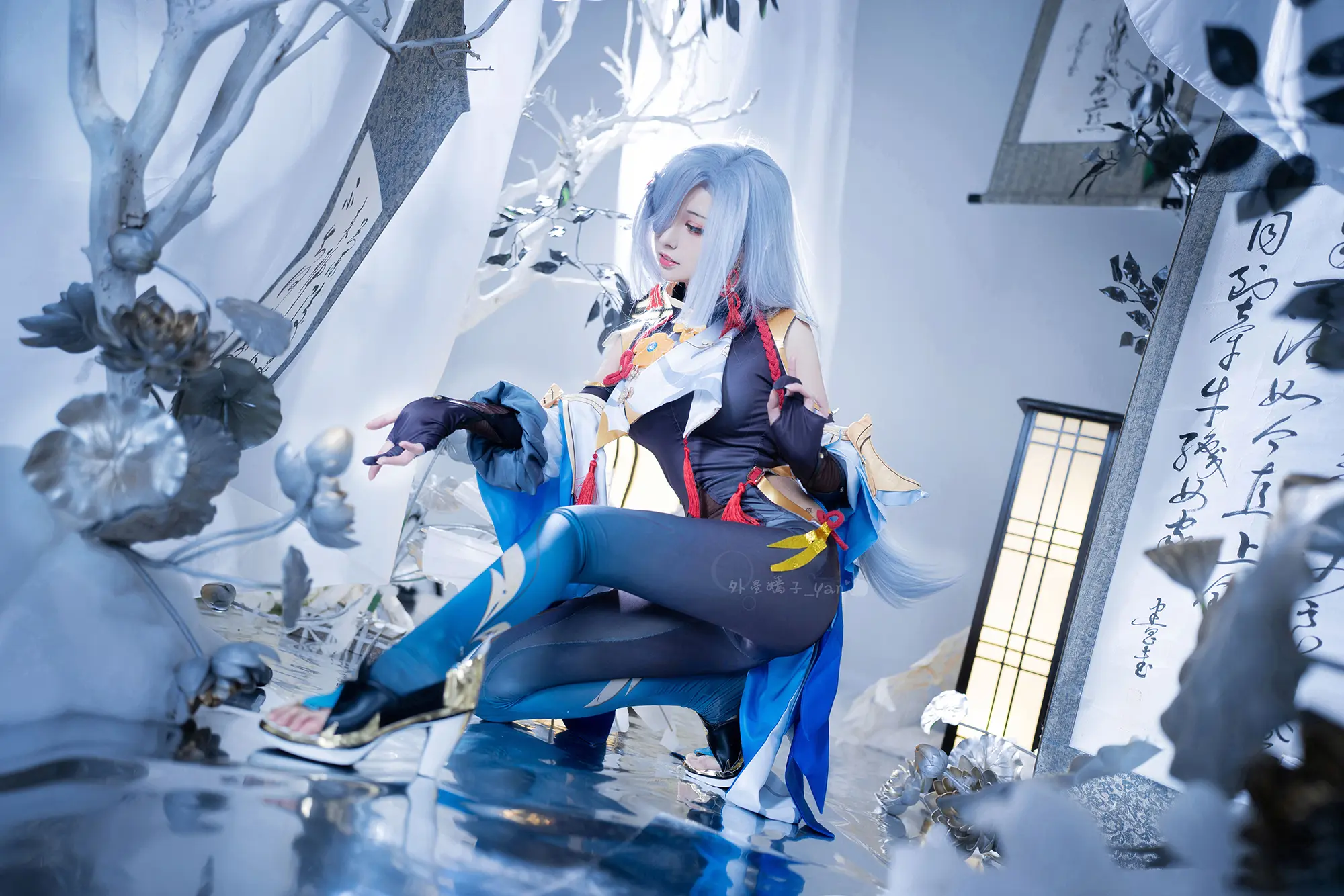 《原神》申鹤 cosplay-公众号小姨ai