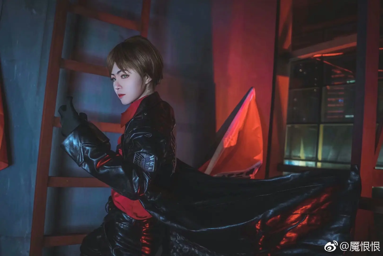 进击的巨人 利威尔×艾伦cosplay-公众号小姨ai