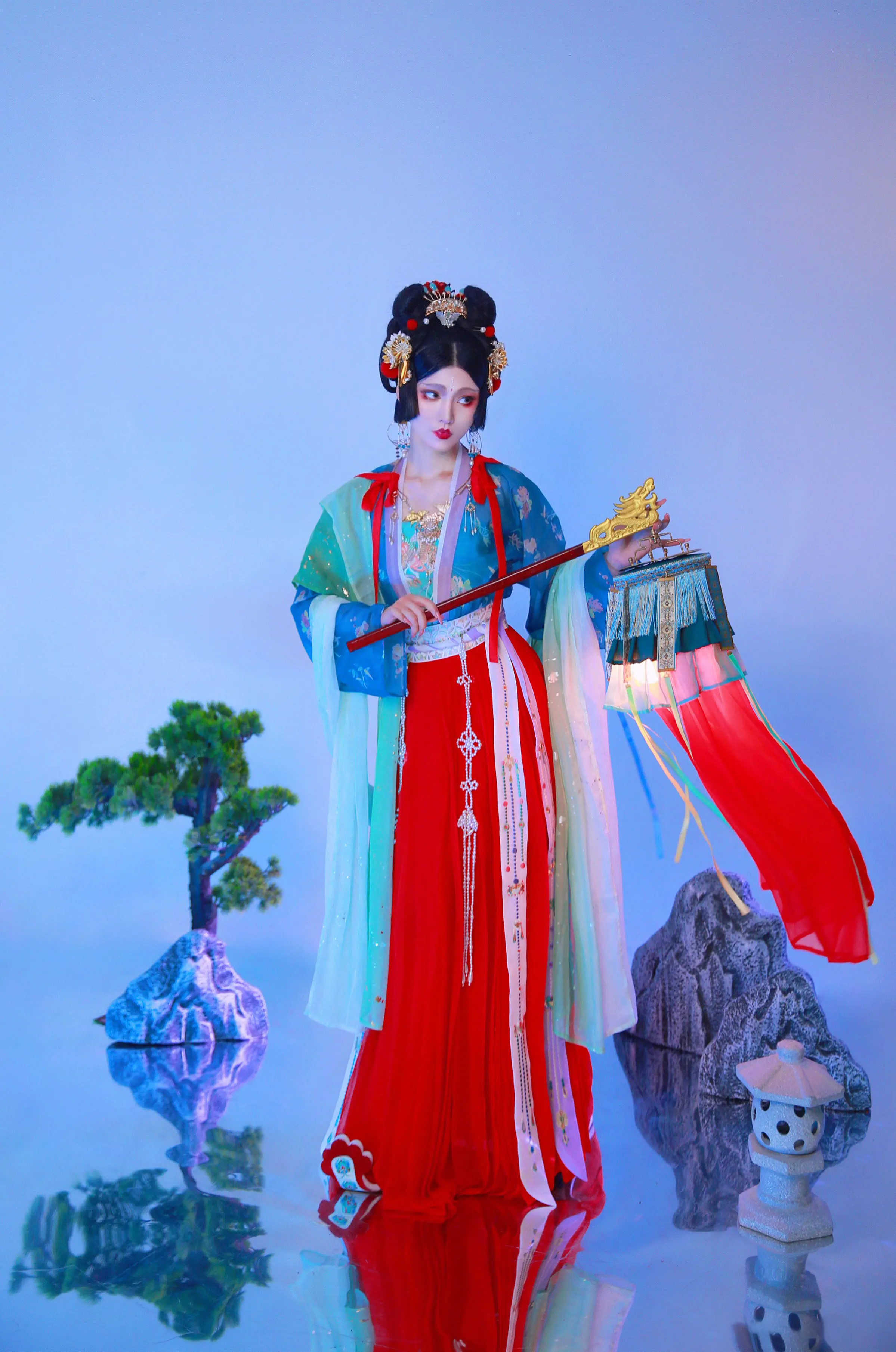 汉服写真，绯颜-公众号小姨ai
