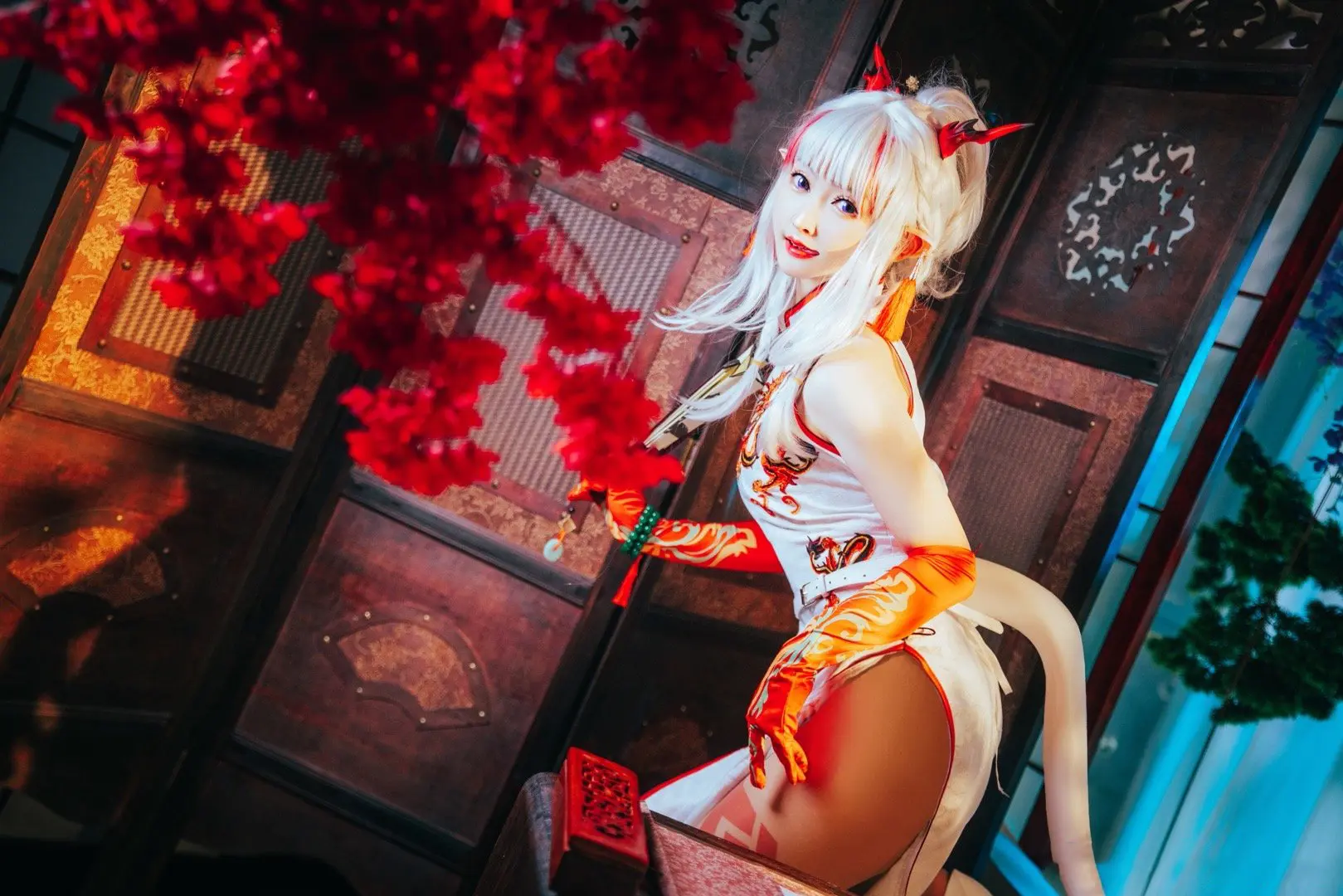 《明日方舟》乐逍遥·年cosplay-公众号小姨ai