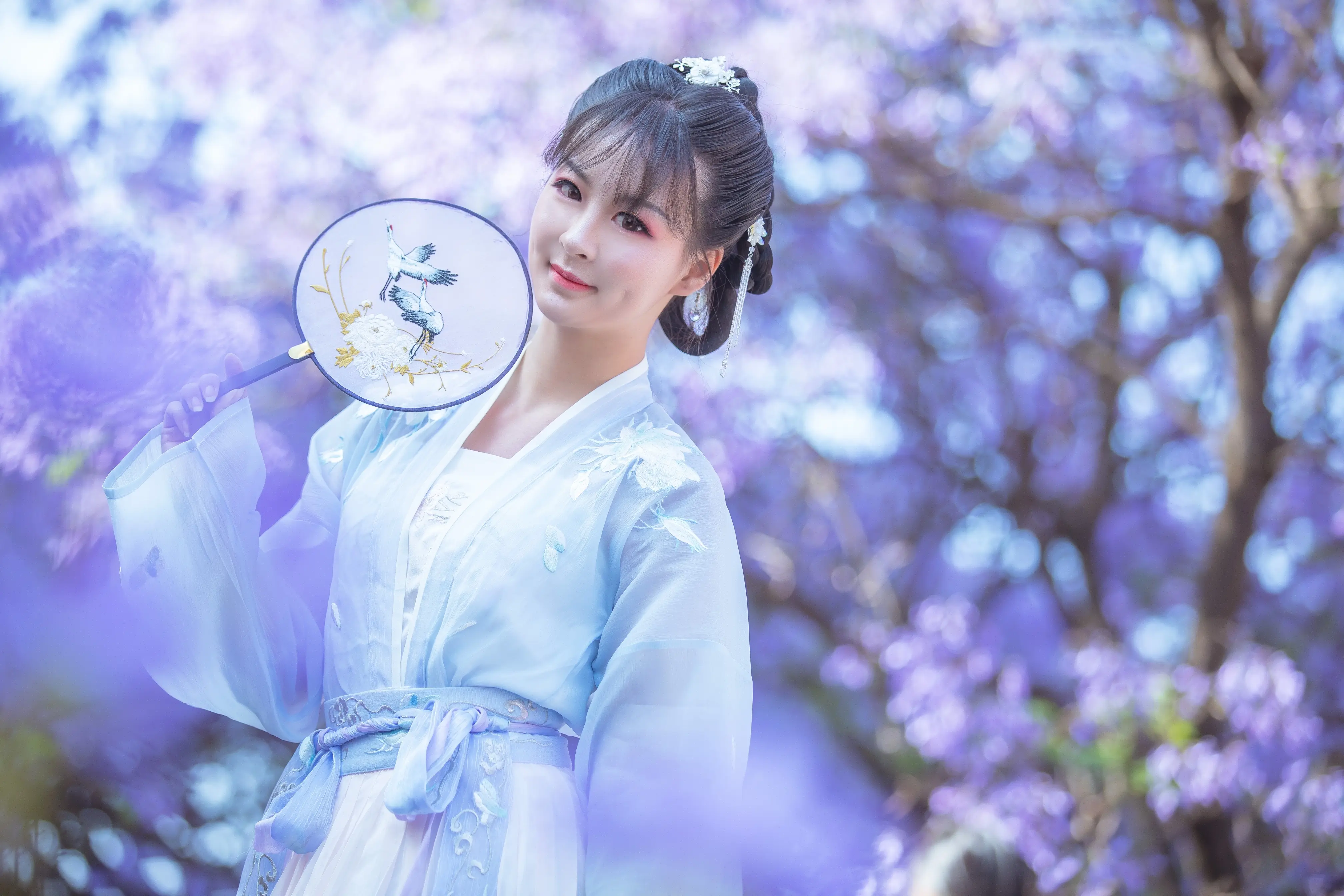 汉服蓝花楹-公众号小姨ai