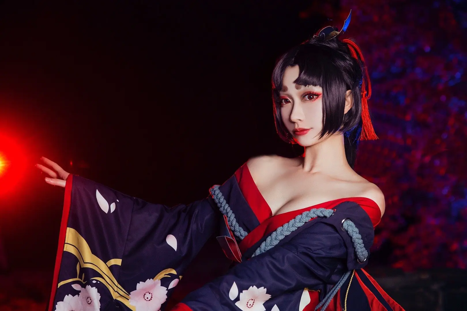 《阴阳师》妖刀姬樱雨刀舞cosplay-公众号小姨ai