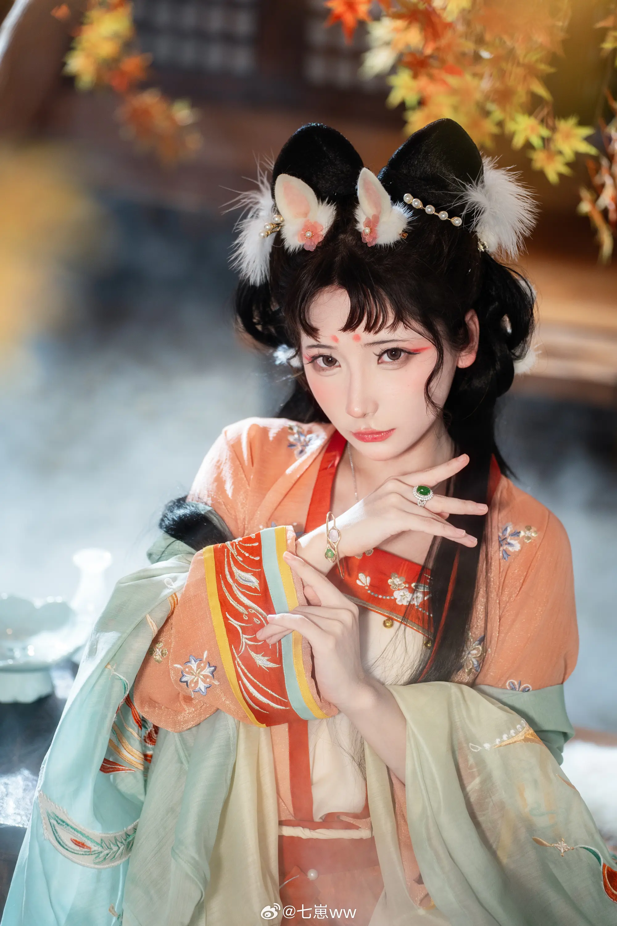 动漫Coser@七崽ww「 秋已至，一缕桂香」-公众号小姨ai