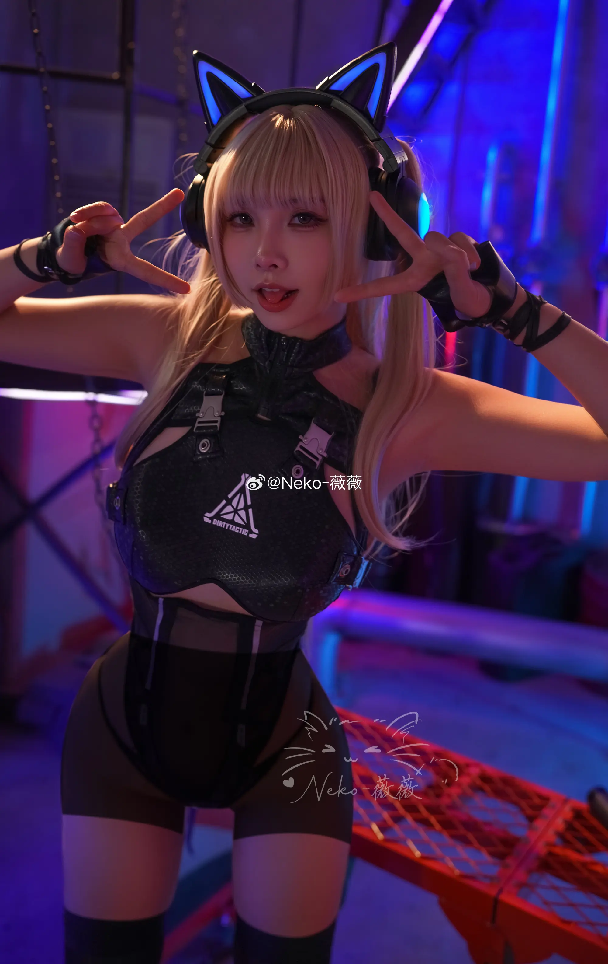 e70a3d307bfc41db64462c527f1daeb5.jpg