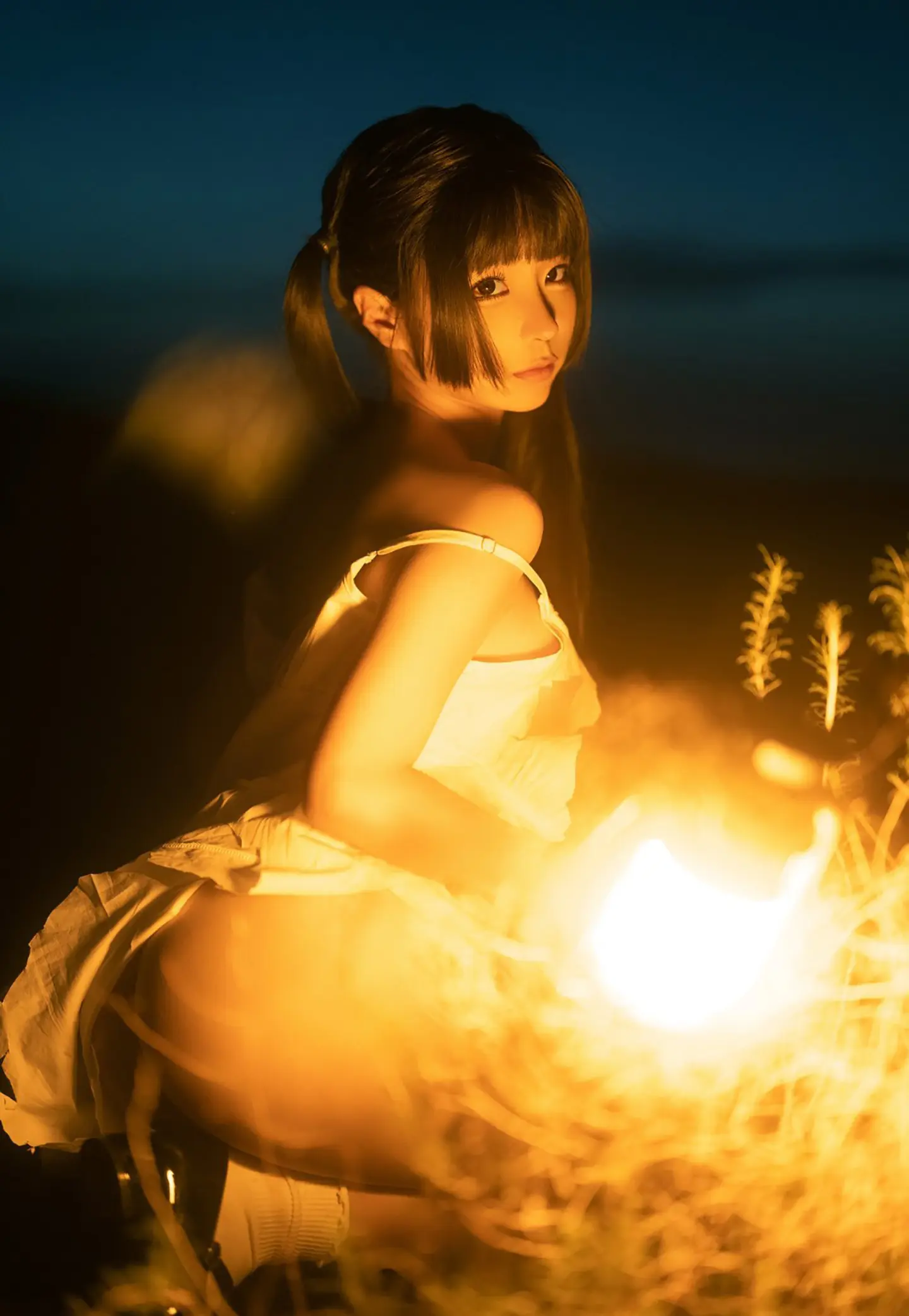 动漫Coser@蠢沫沫-《油灯》-公众号小姨ai