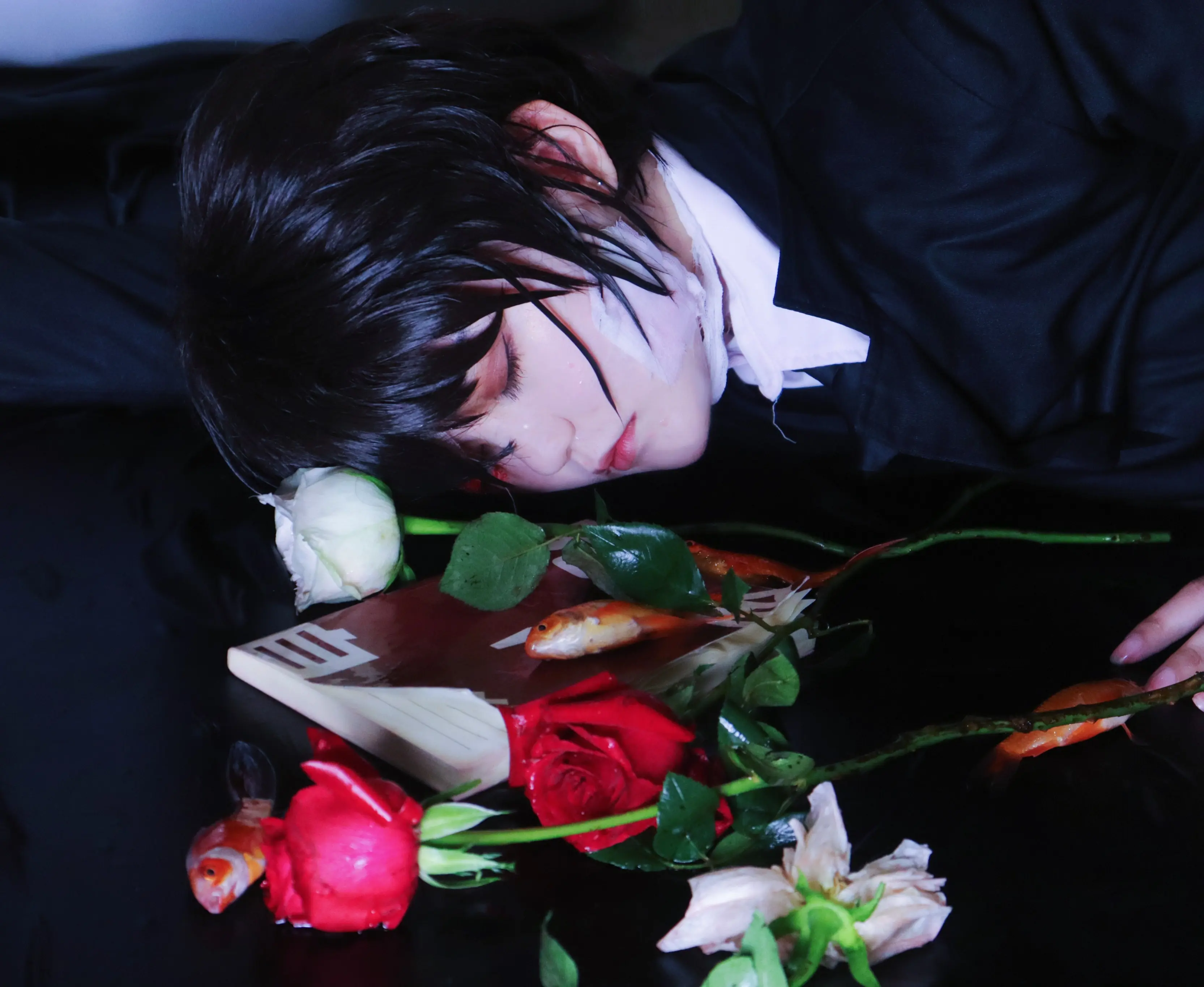 《文豪野犬》太宰治cosplay-公众号小姨ai