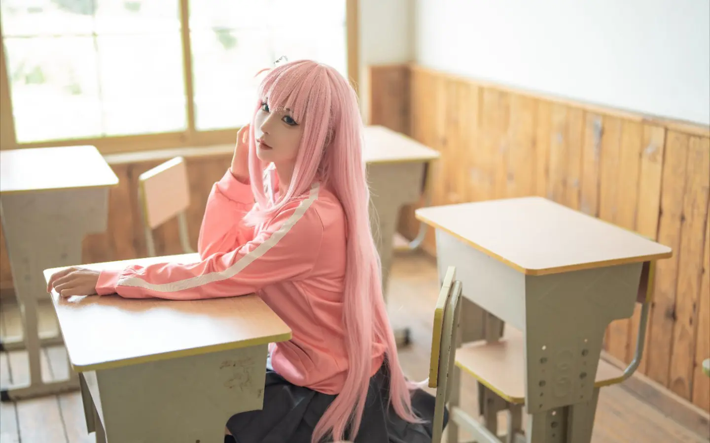 f72a6f7b3303b6b9a3c21704592e85eb.jpg