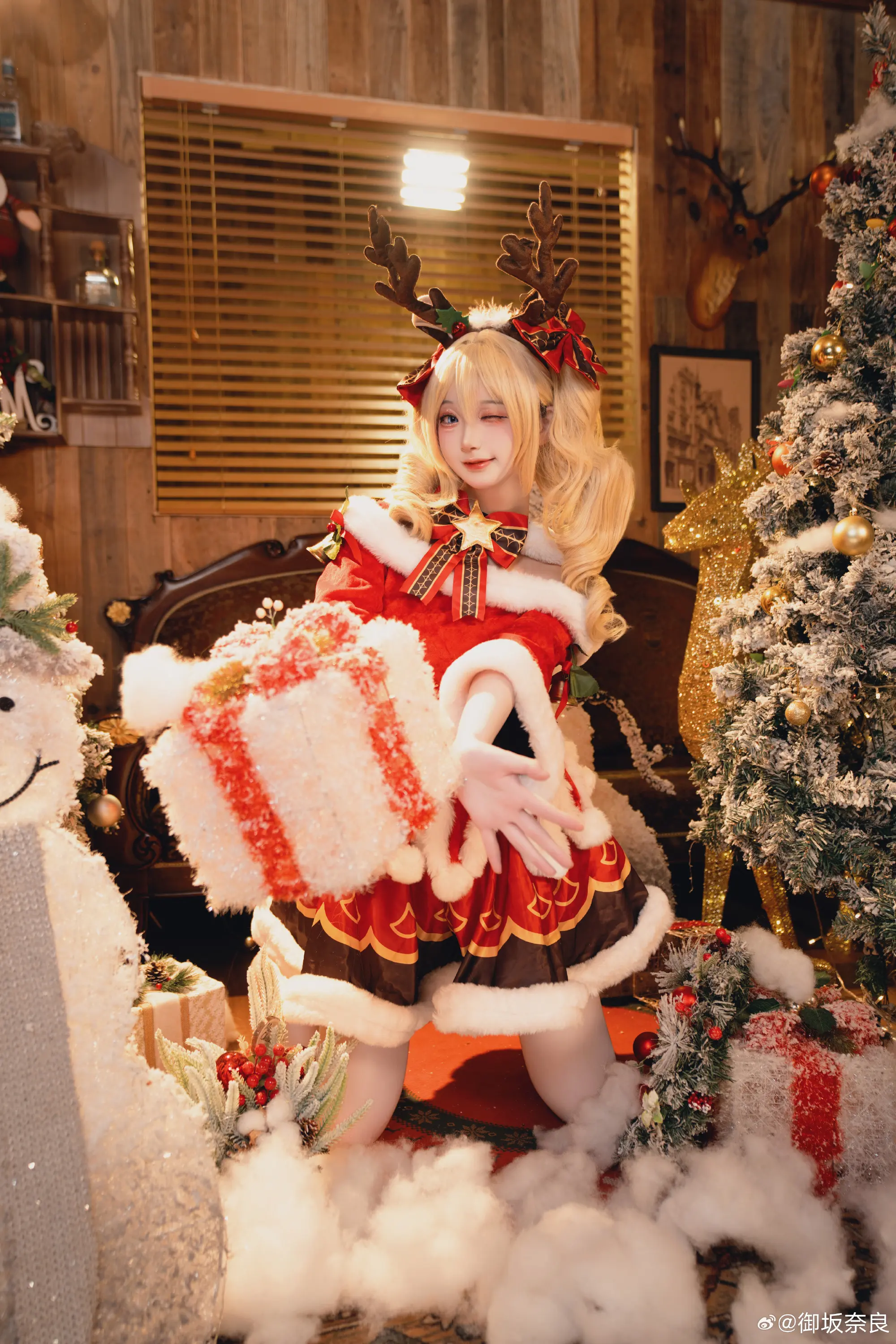 动漫Coser@御坂奈良  芭芭拉-公众号小姨ai