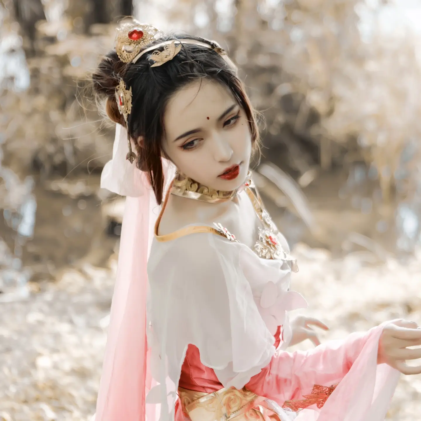 图片[1]-蕾姆花嫁cosplay-公众号小姨ai