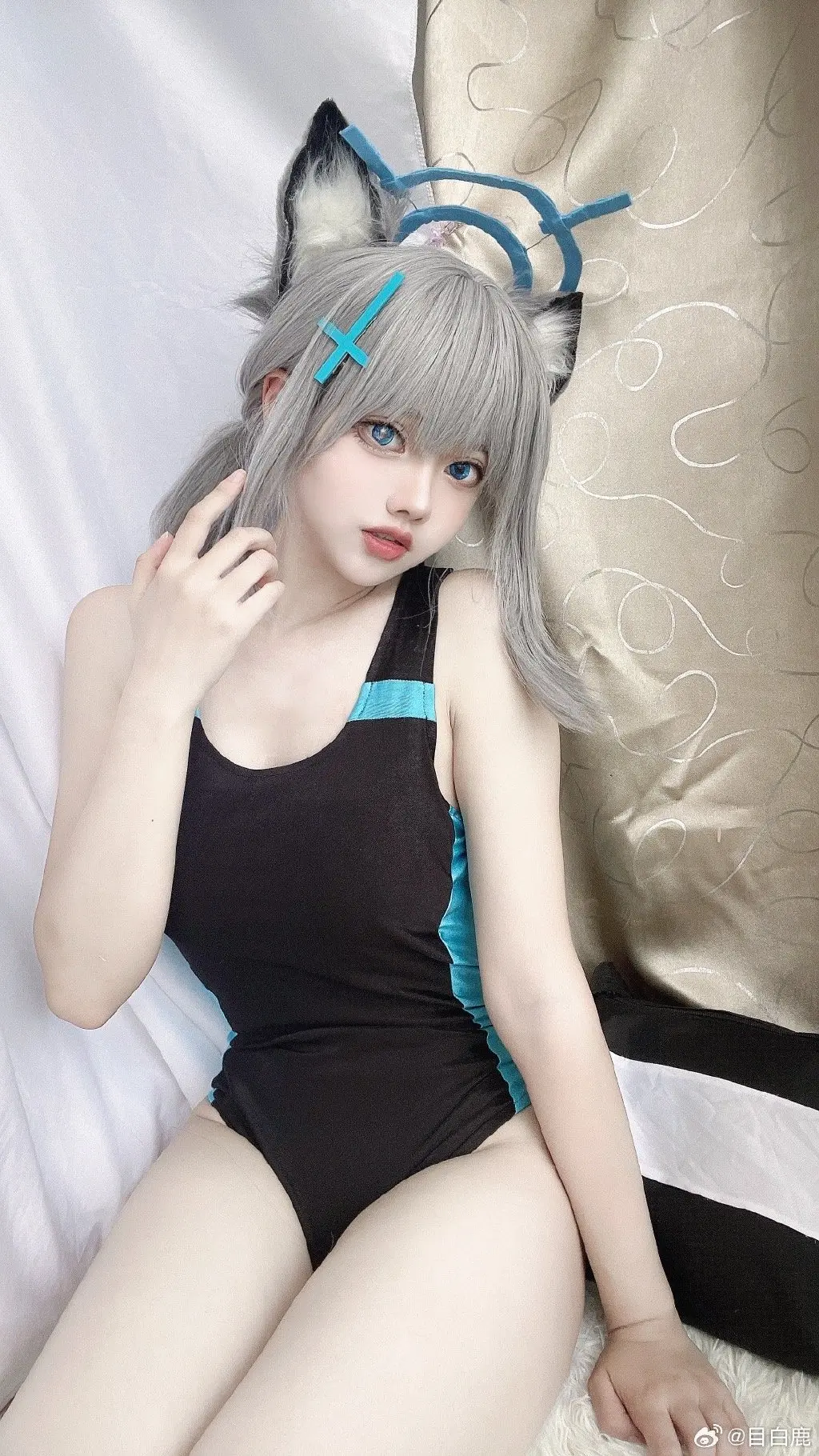 COSPLAY 这件泳衣……是专门为老师穿的 ​​​ 蔚蓝档案 砂狼白子@目白鹿 COSPLAY-第2张