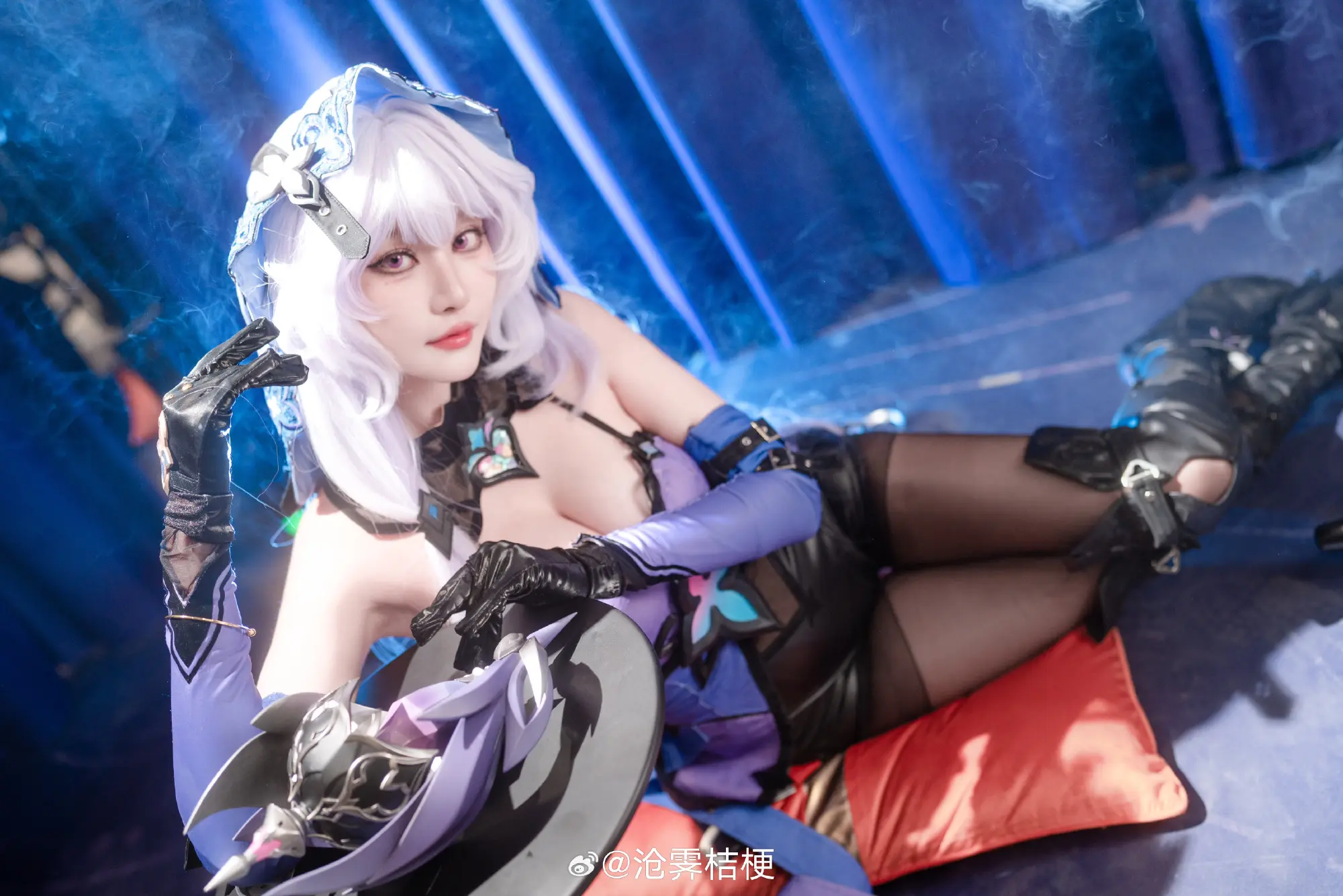 COSPLAY 崩坏：星穹铁道 黑天鹅@沧霁桔梗-公众号小姨ai