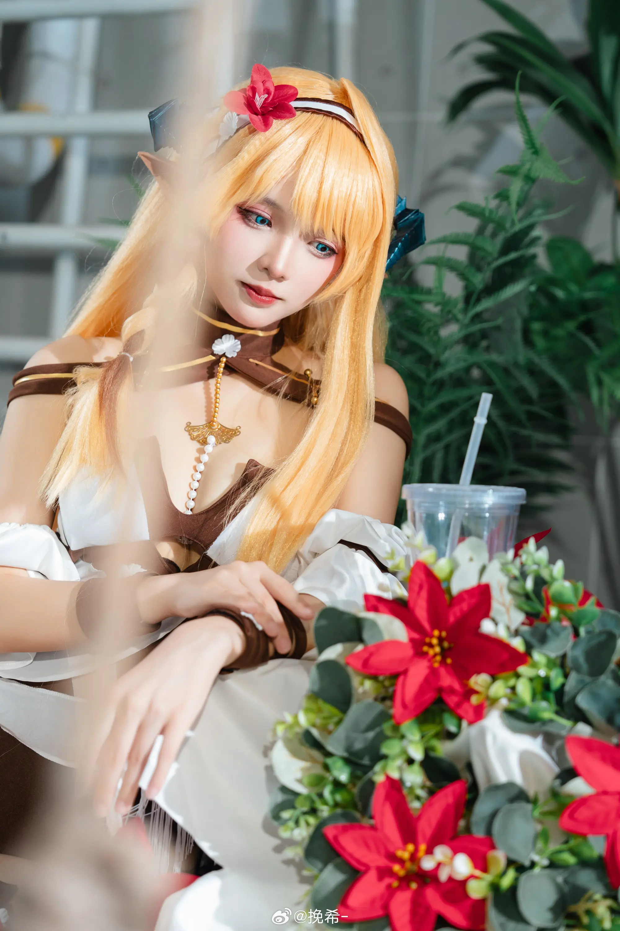 COSPLAY  阳光、沙滩还有大家，真的好怀念 明日方舟 琴柳@挽希- COSPLAY-第18张