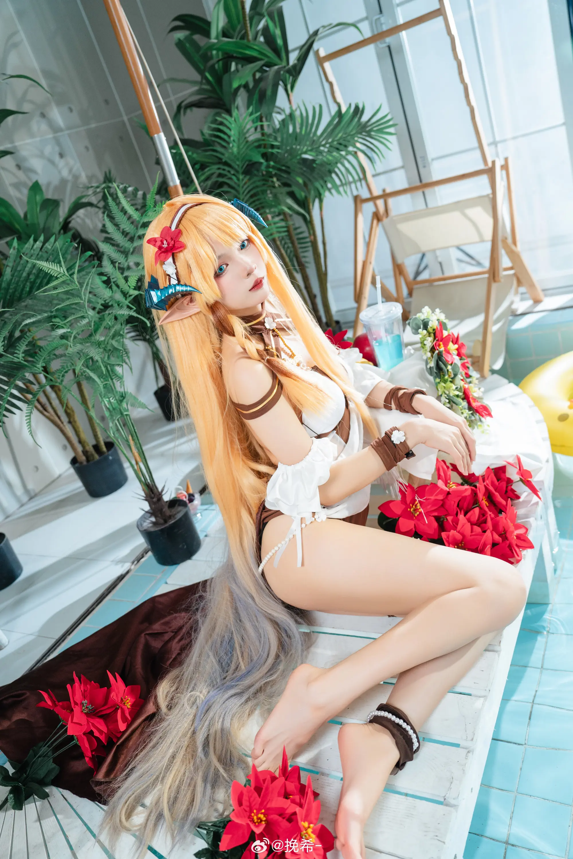 COSPLAY  阳光、沙滩还有大家，真的好怀念 明日方舟 琴柳@挽希- COSPLAY-第13张