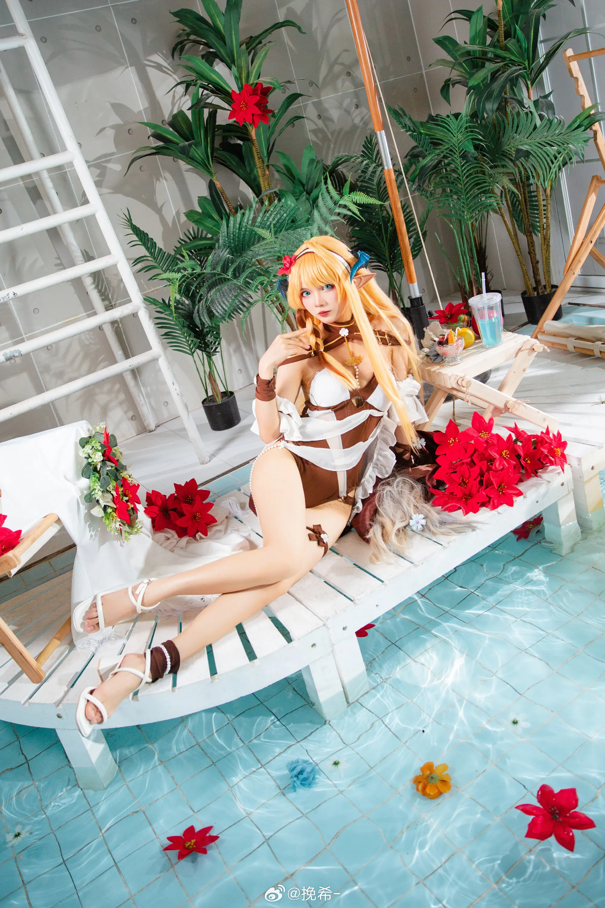 COSPLAY  阳光、沙滩还有大家，真的好怀念 明日方舟 琴柳@挽希- COSPLAY-第12张