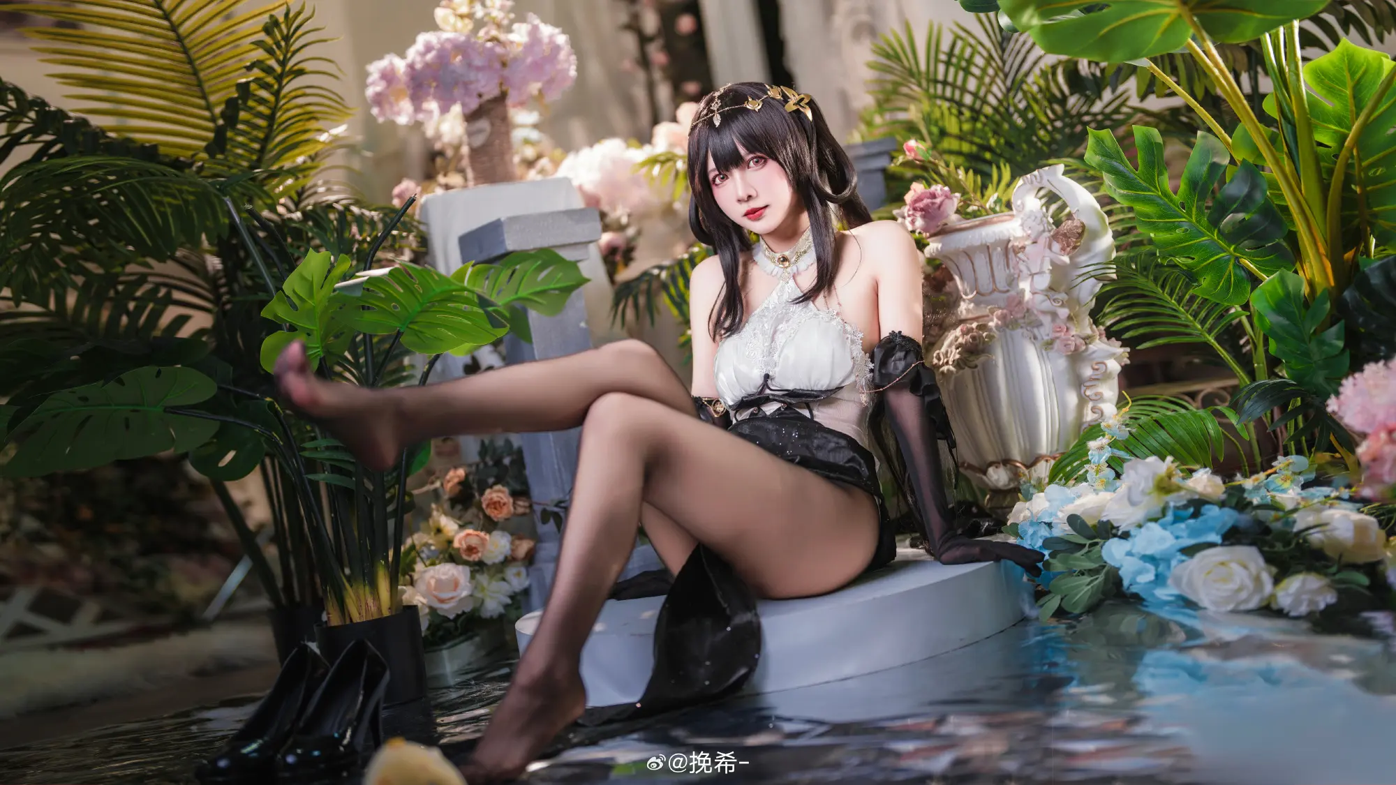 哦？是指挥官啊，你也是来此处避暑么？真是奇妙的巧合啊cos 碧蓝航线 镇海·潋滟水色@挽希- COSPLAY-第14张