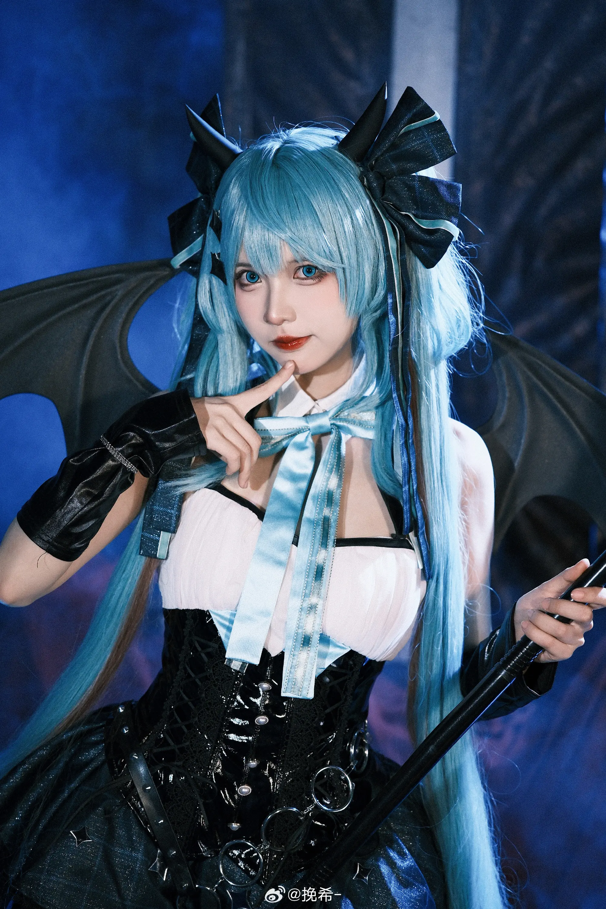 cosplay 初音未来  🖤 初音x小浣熊联动 🤍@挽希--公众号小姨ai