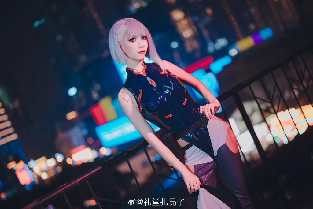 夜之城没有活着的传说，只有永不消逝的爱 赛博朋克边缘行者@礼堂扎昆子 COSPLAY-第2张