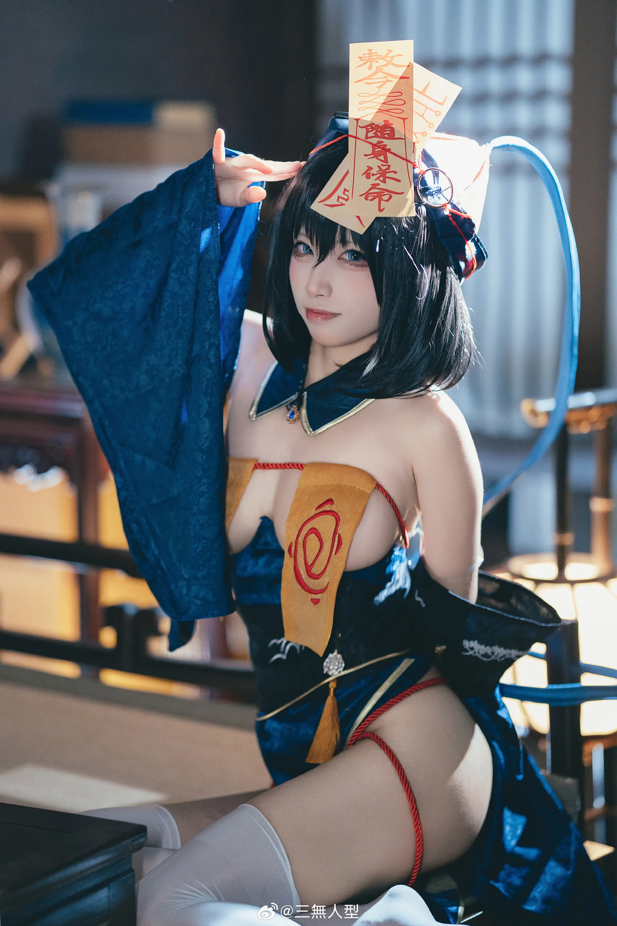 cosplay 指挥官…可以帮我解开这个吗？碧蓝航线@三無人型-公众号小姨ai