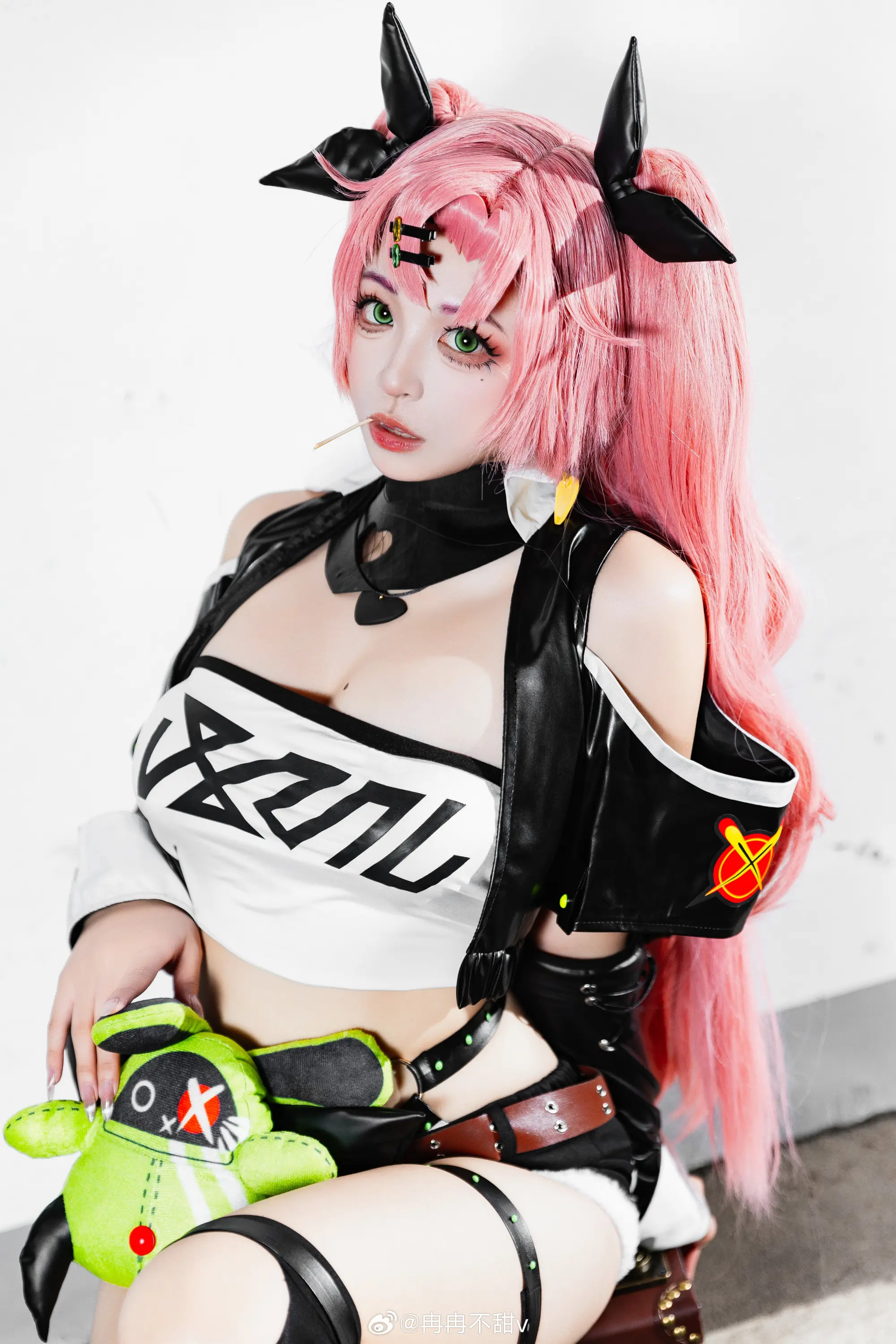 COSPLAY 只要薪酬到位，狡兔屋随时为您服务！ 绝区零 妮可@冉冉不甜v-公众号小姨ai