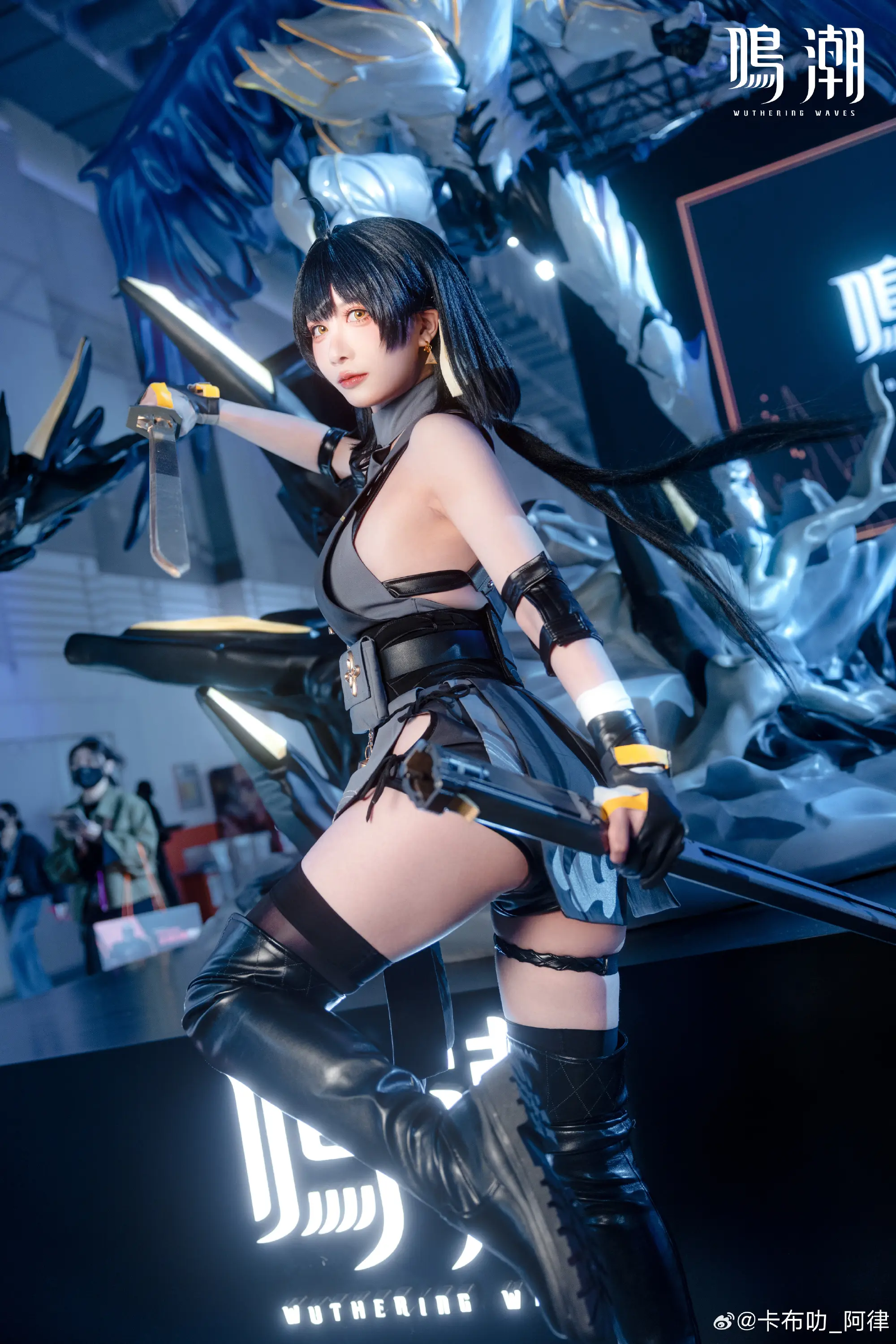 COSPLAY 这次担任的是女漂泊者(ง •̀_•́)ง 鸣潮 安可 @可以吃的小奶糖 COSPLAY-第2张