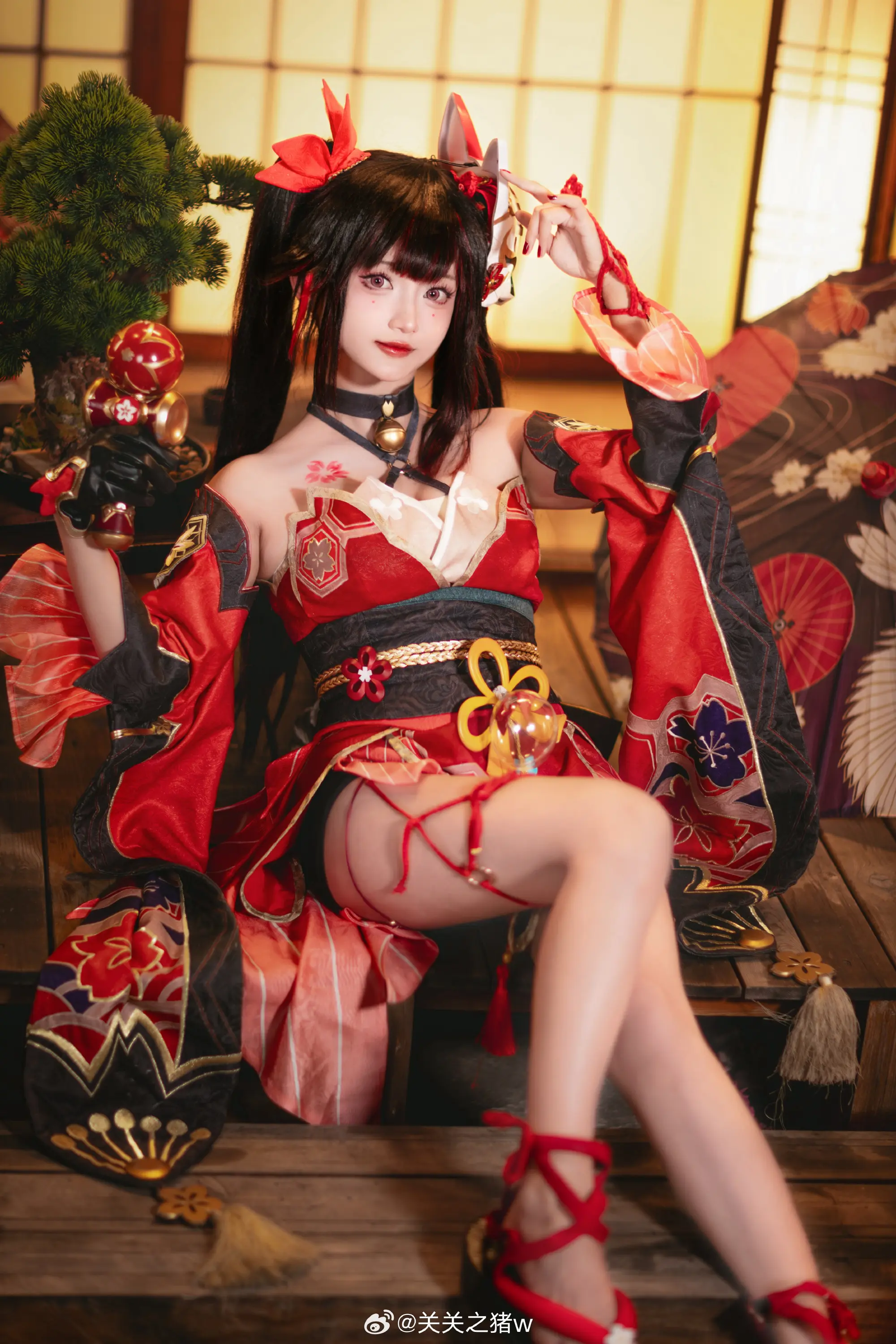 COSPLAY 崩坏星穹铁道 愚者千面   游戏人间～ @关关之猪w-公众号小姨ai