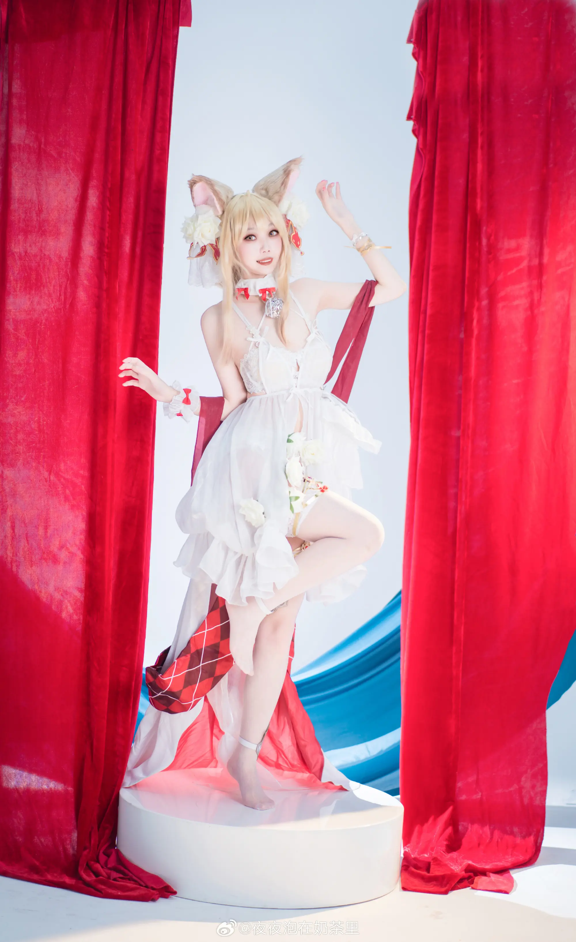 cosplay neko@夜夜泡在奶茶里-公众号小姨ai
