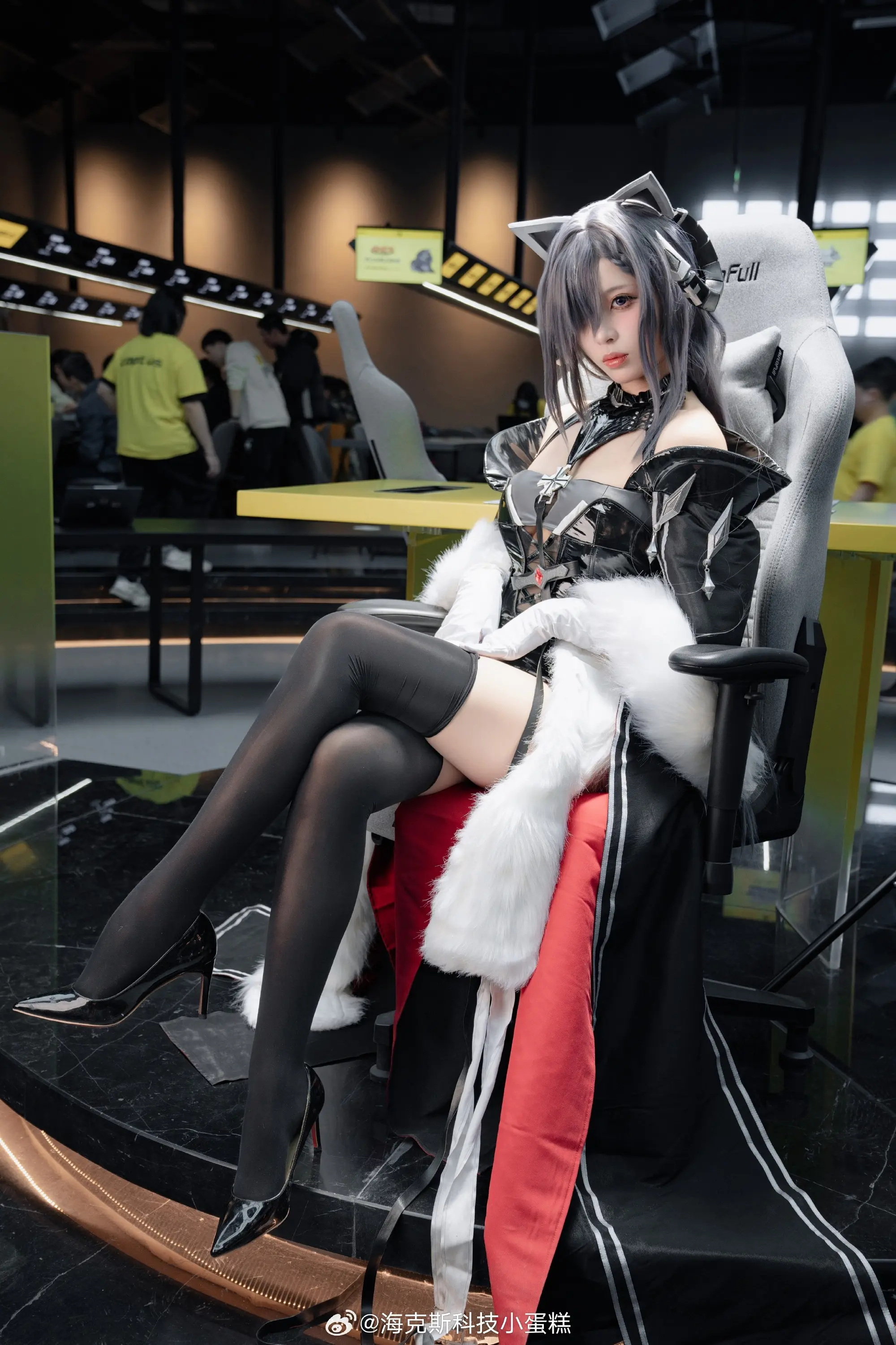 COSPLAY 享受努力后的甘甜，或是舔舐堕落后的苦涩，皆由你决定，因你所望，指挥官。奥古斯特·冯·帕塞瓦尔@海克斯科技小蛋糕 COSPLAY-第4张