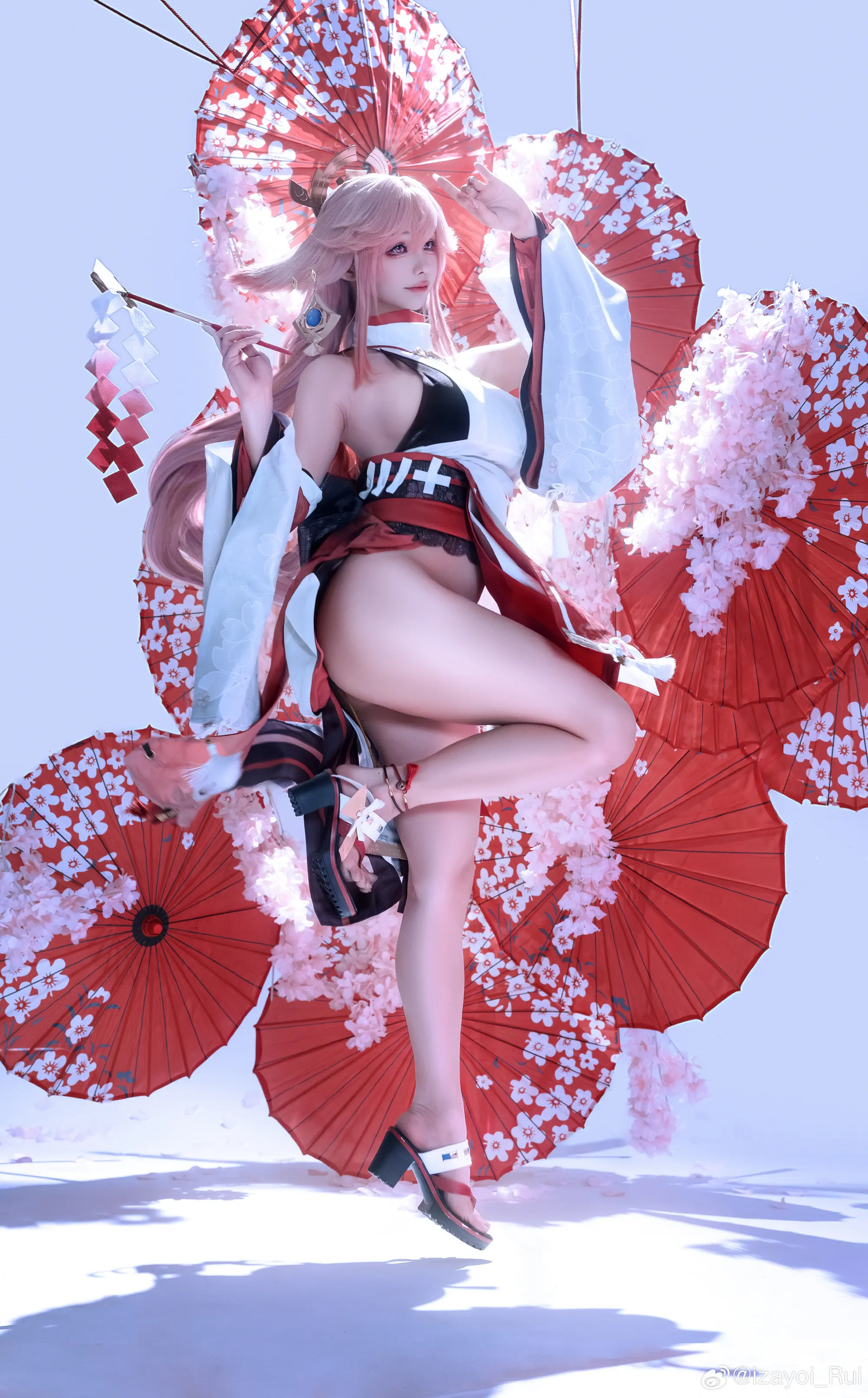 COSPLAY 这次是屑狐狸（好看吗喜欢吗还想要吗 要不我再出一次！？）原神 八重神子@izayoi_Rui-公众号小姨ai