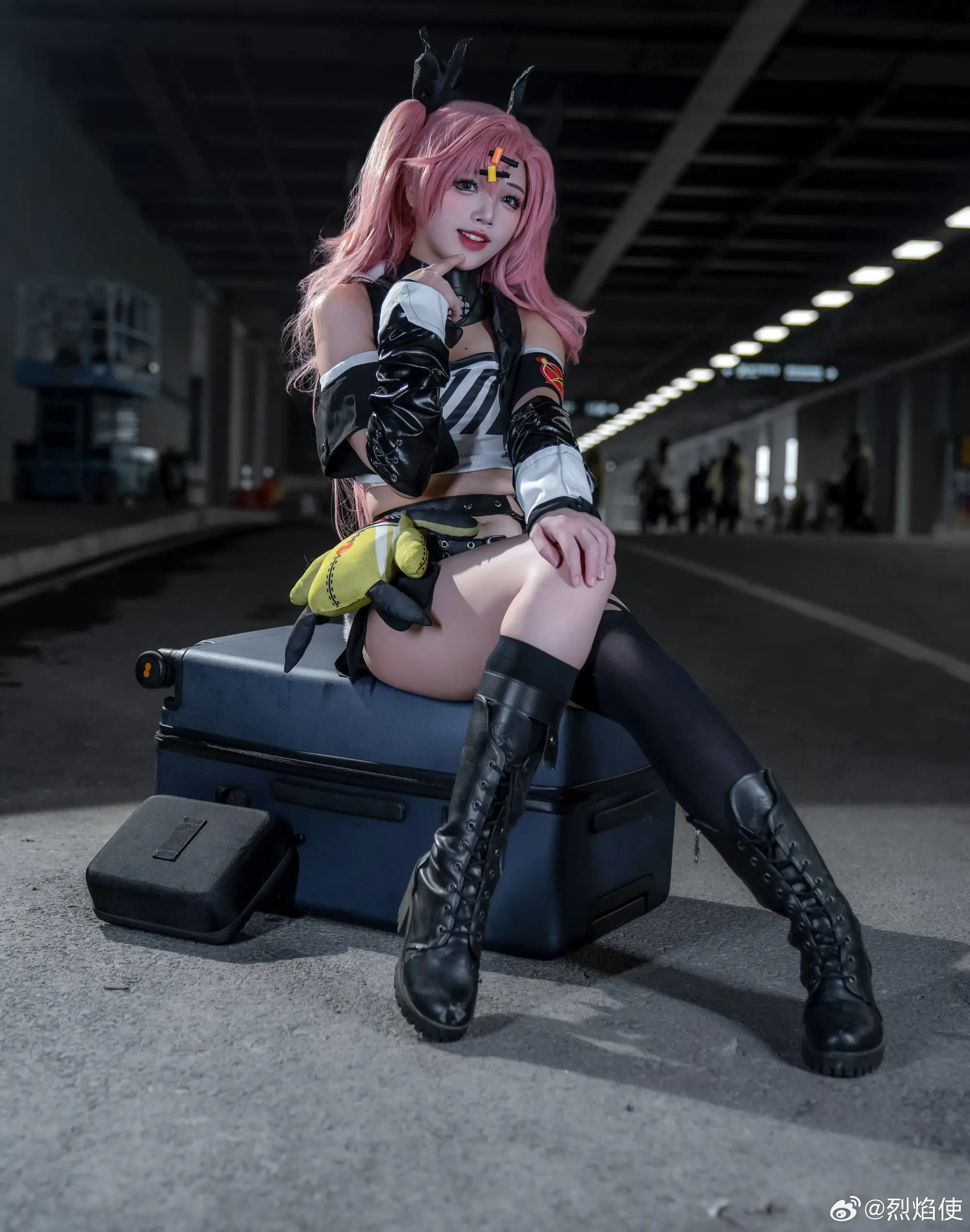 COSPLAY 绝区零 妮可•德玛拉：@兔子兔子兔w COSPLAY-第7张
