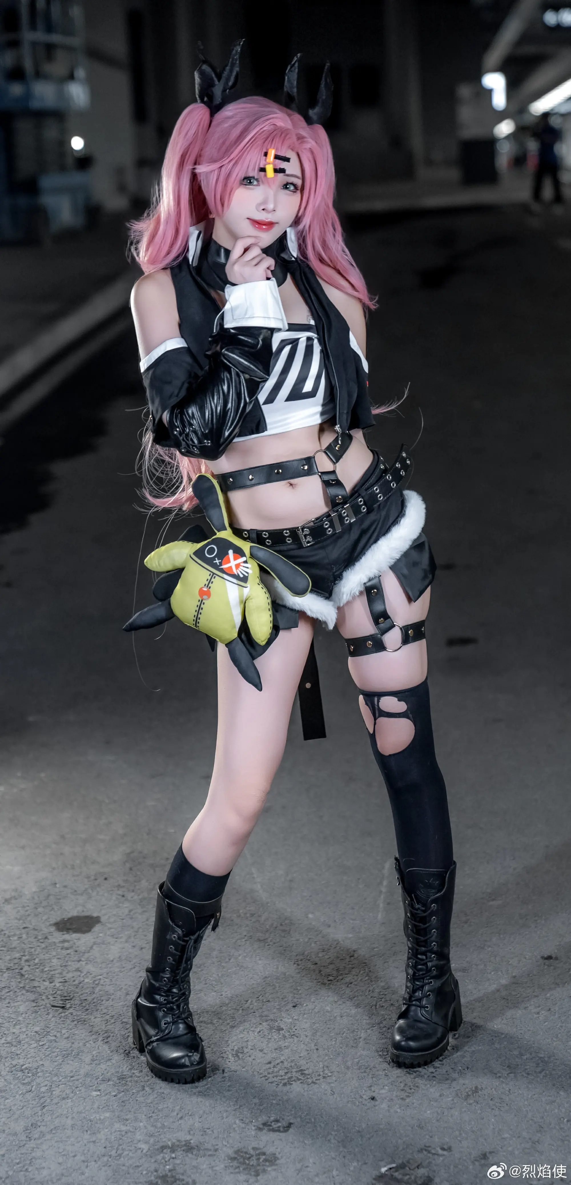 COSPLAY 绝区零 妮可•德玛拉：@兔子兔子兔w COSPLAY-第6张