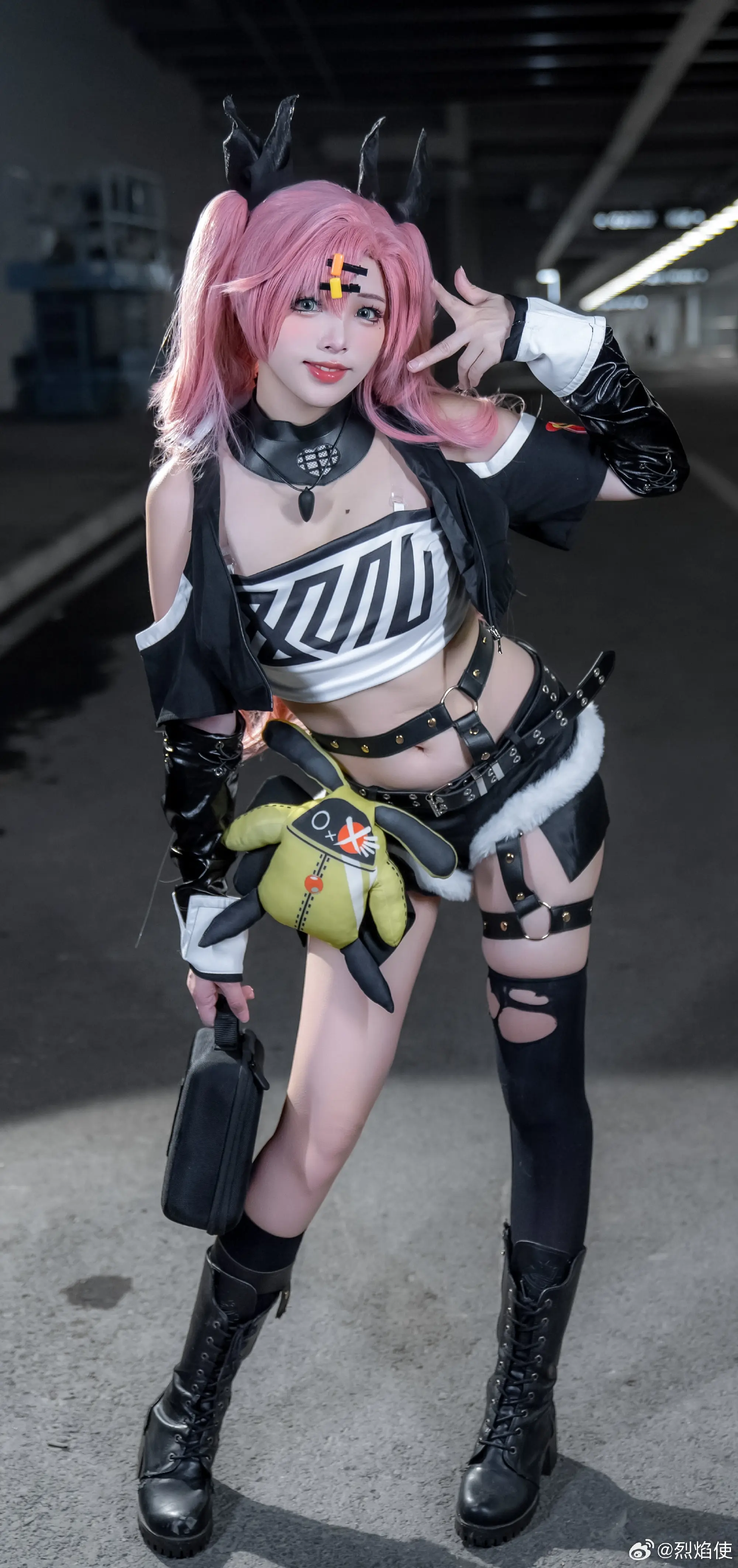 COSPLAY 绝区零 妮可•德玛拉：@兔子兔子兔w-公众号小姨ai