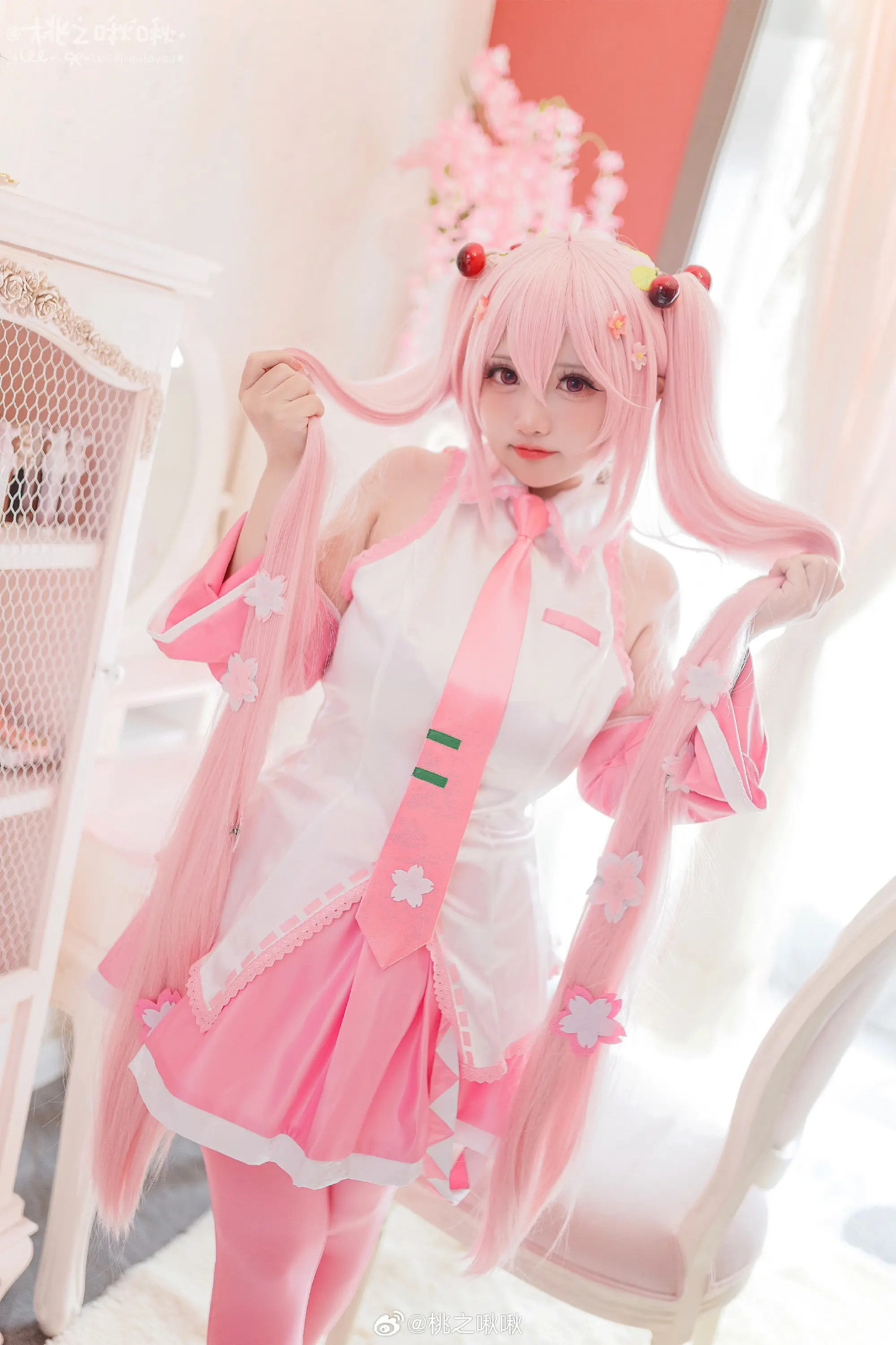 COSPLAY 🌸春日的樱色妖精🌸 樱初音!樱初音!终于发这套啦~@桃之啾啾 COSPLAY-第8张
